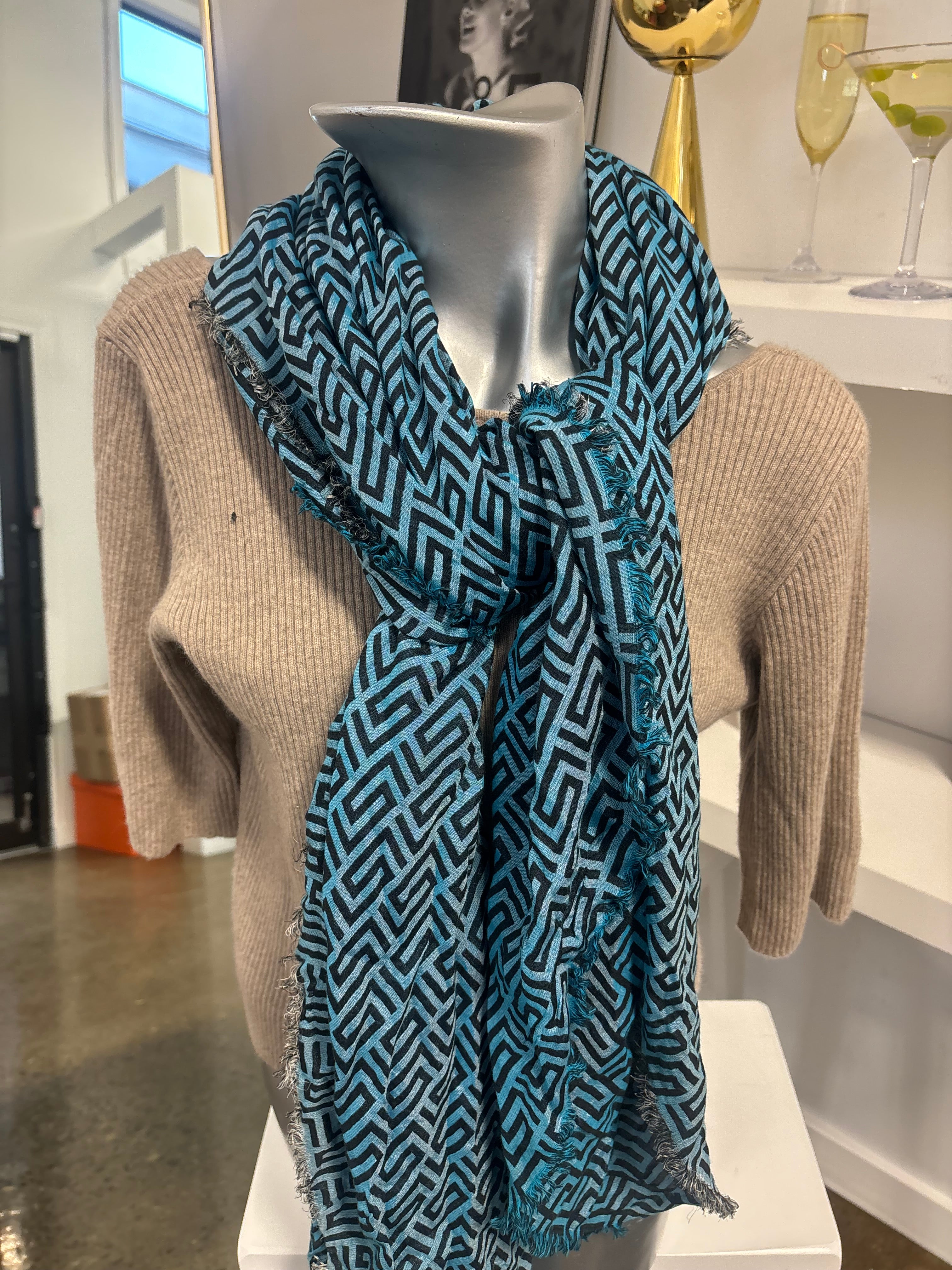 VERSACE blue/black scarf