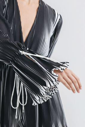 C/MEO COLLECTIVE black/white pleated mini romper