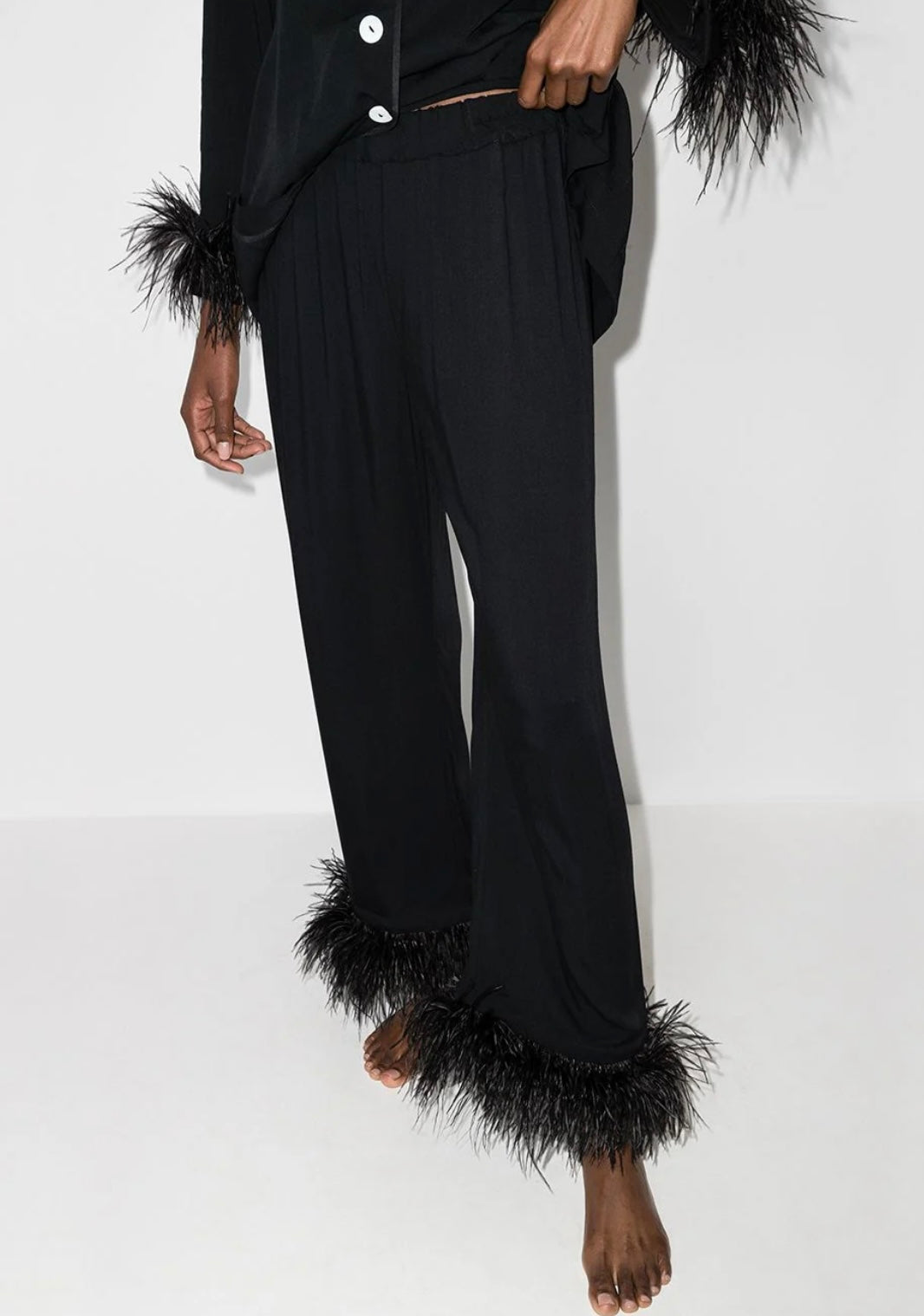 Sleeper
feather detail pajama set