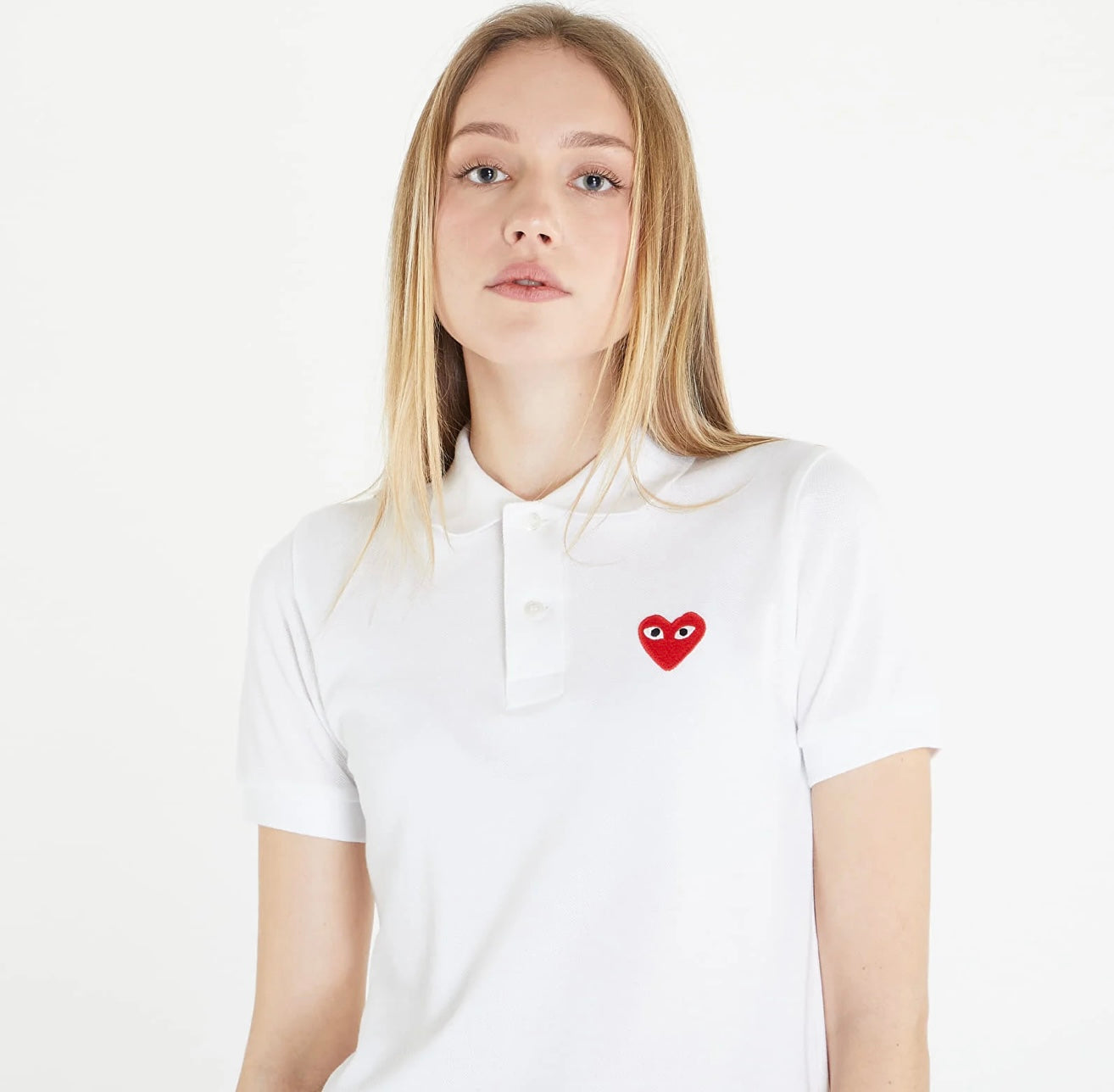 COMME DES GARÇONS PLAY
T-SHIRT COMME DES GARÇONS PLAY HEART LOGO POLO SHORT SLEEVE TEE