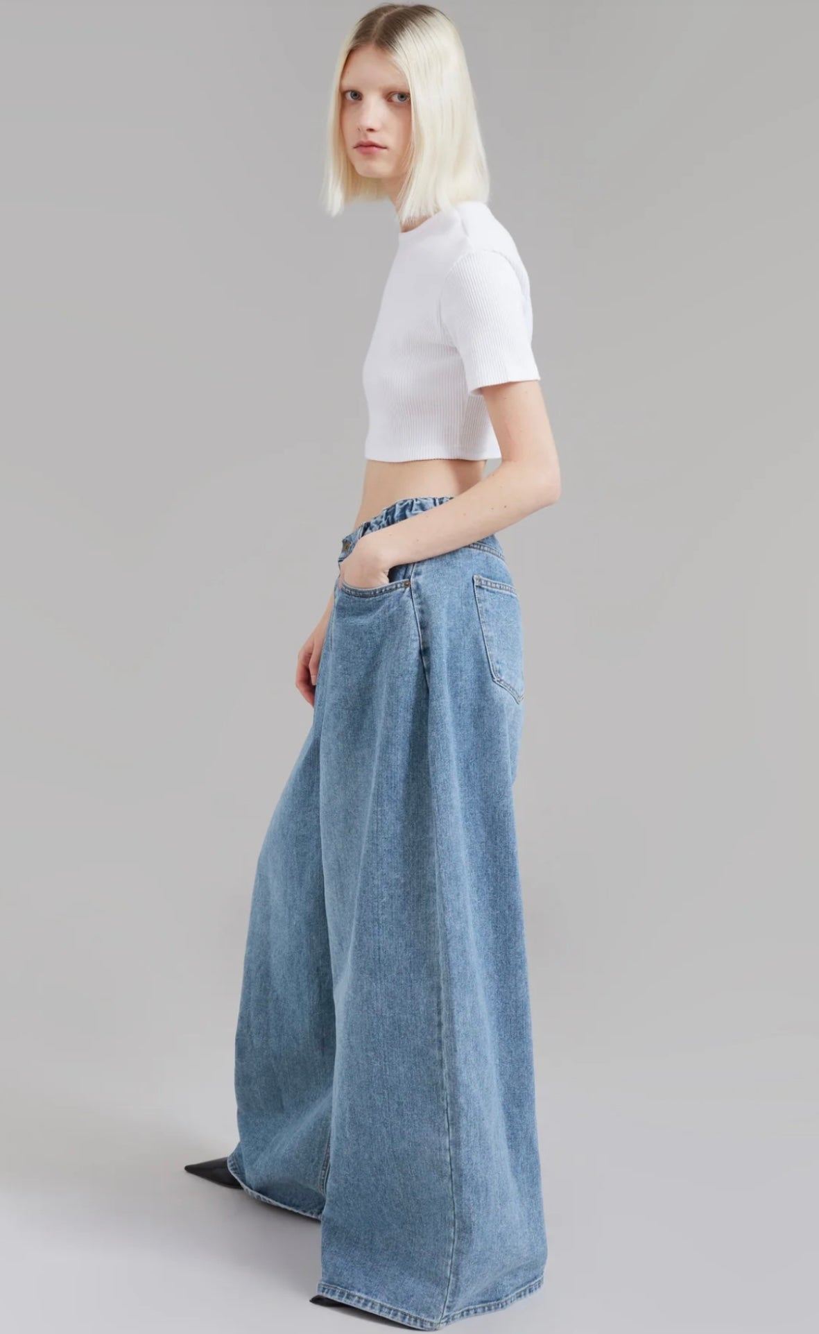 THE FRANKIE SHOP - SASHA WIDE LEG JEANS - WORN WASH