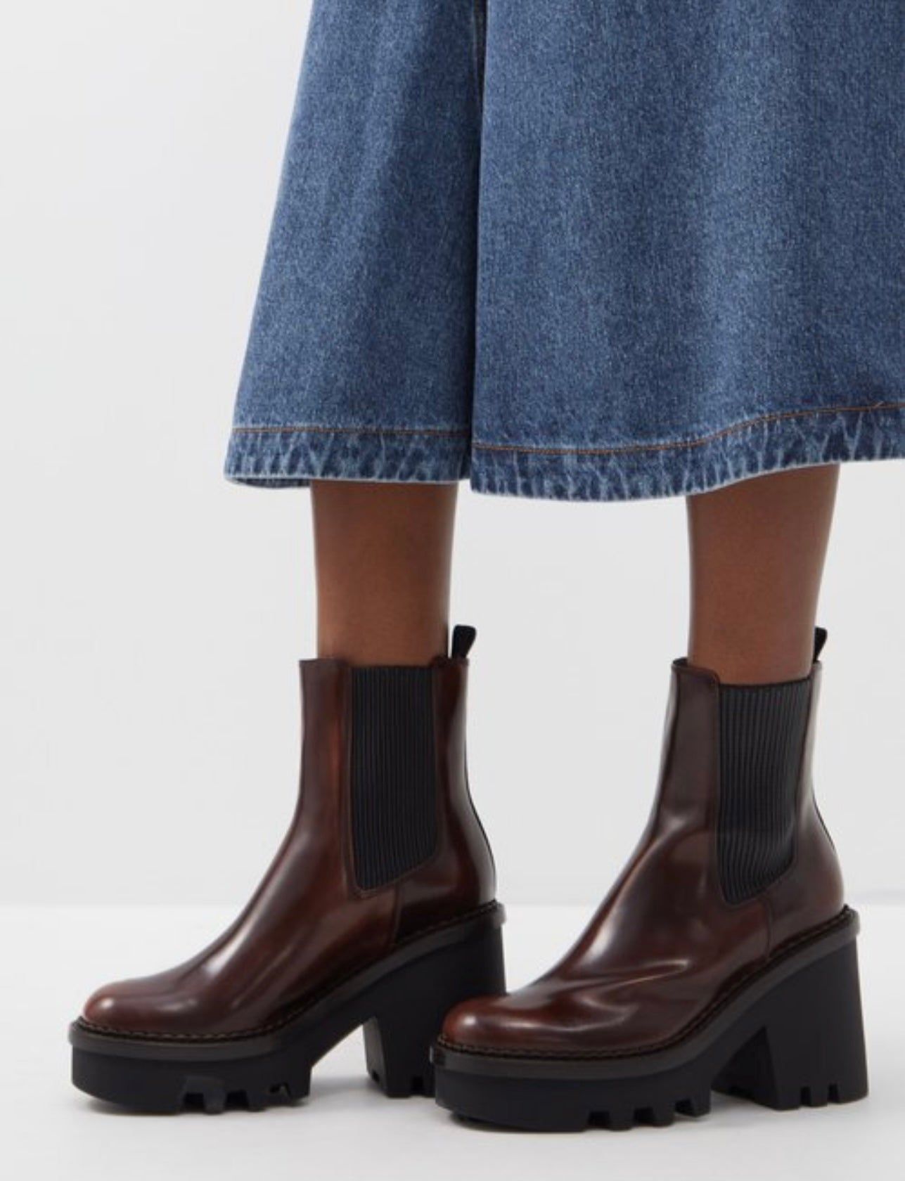 CHLOÉ owena leather chelsea boots