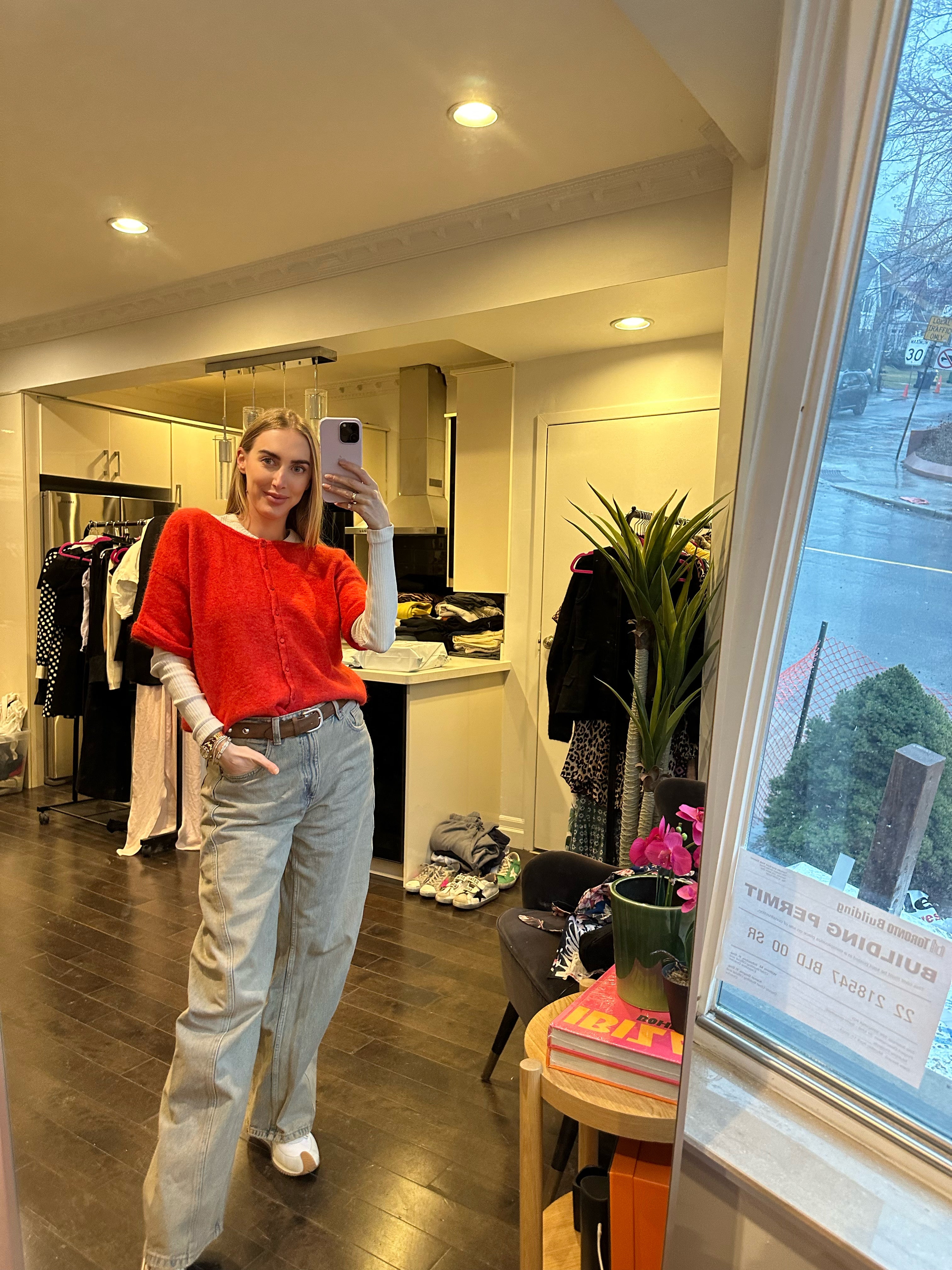 Sezane- Cardigan short sleeve with buttons in back