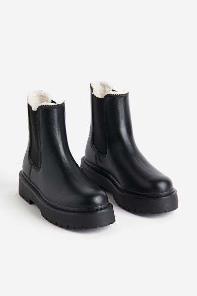 H&M fur lined boots