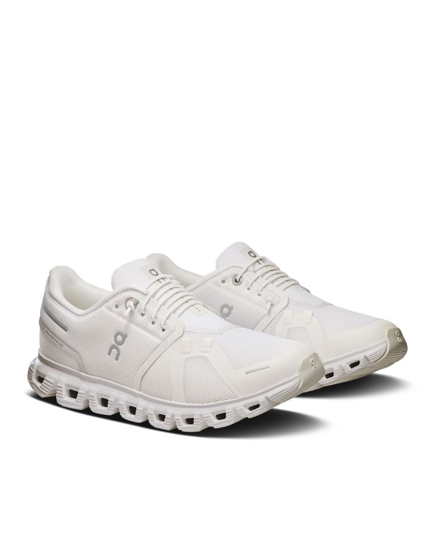 On Cloud Stretch Sneakers