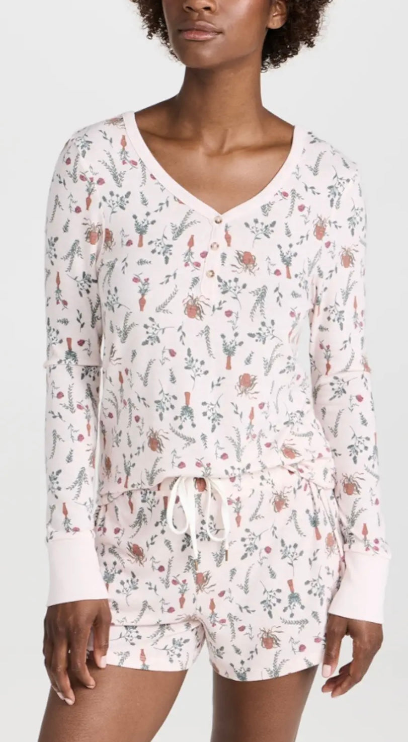 Honeydew Intimates
Star Seeker Short Lounge Set