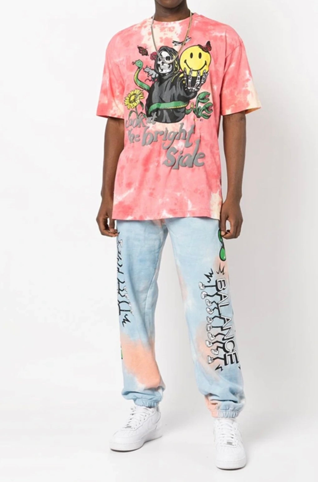 MARKET
Look At The Bright Side T-shirt