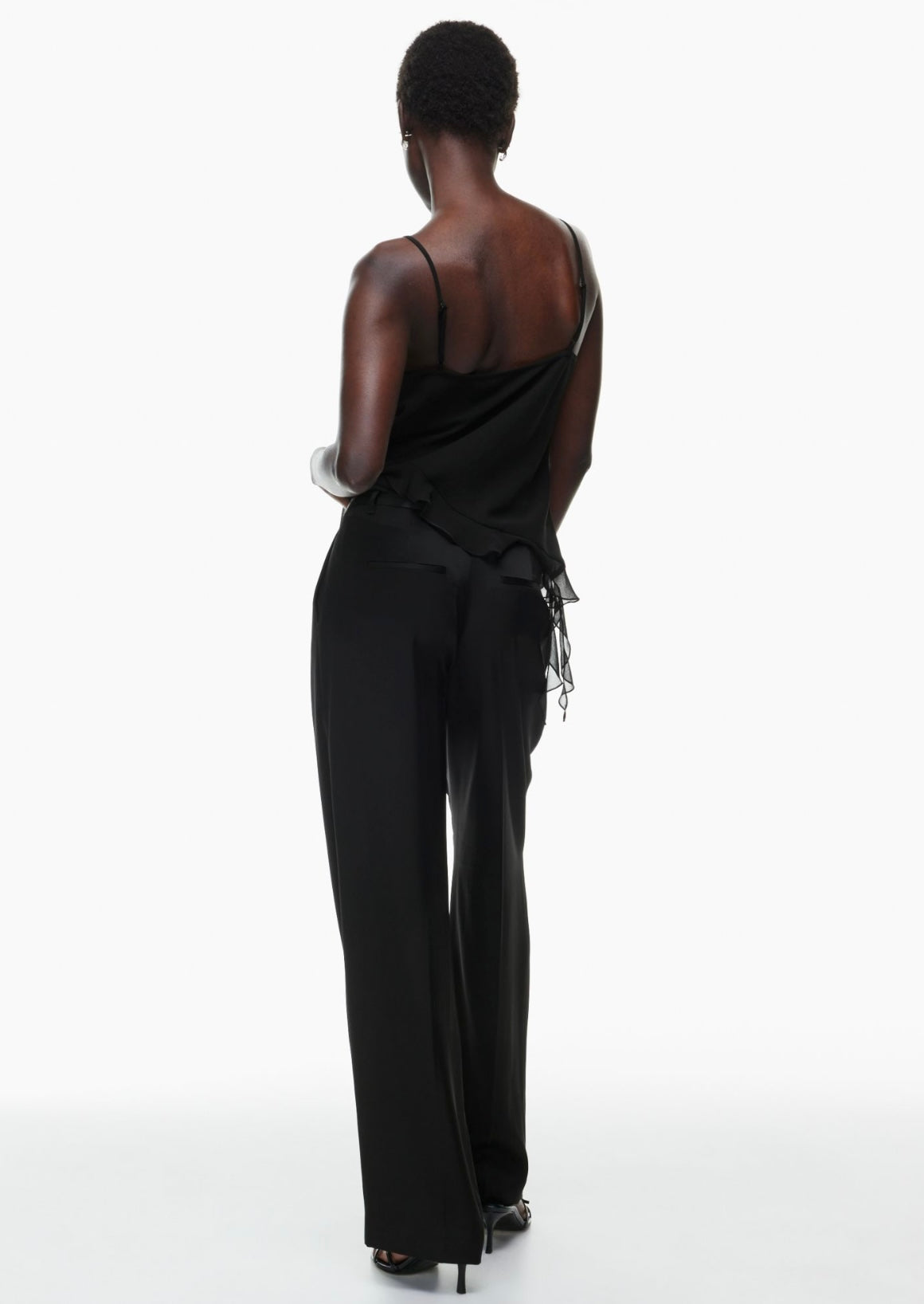 Aritzia - The Effortless Pant
The Effortless Pant Satin
