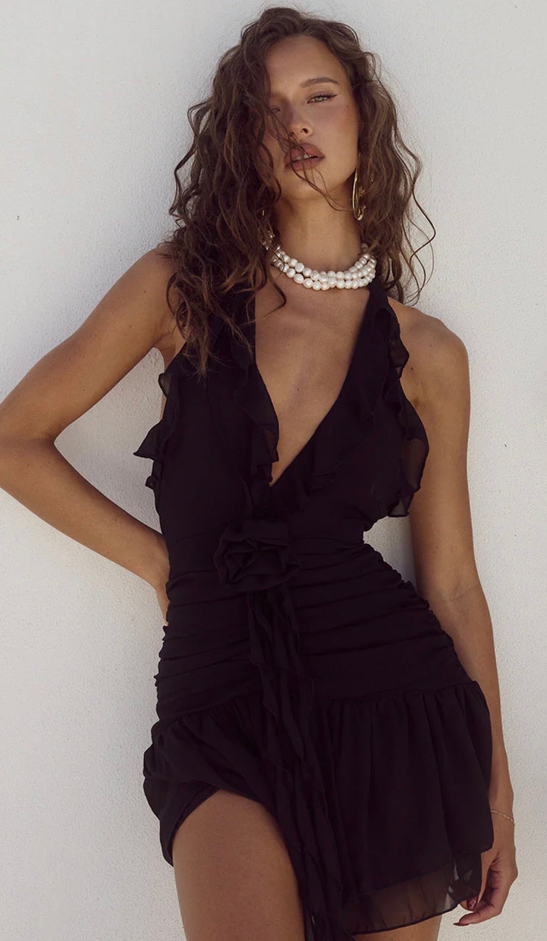 RUNAWAY THE LABEL -
ZELIE MINI DRESS - BLACK