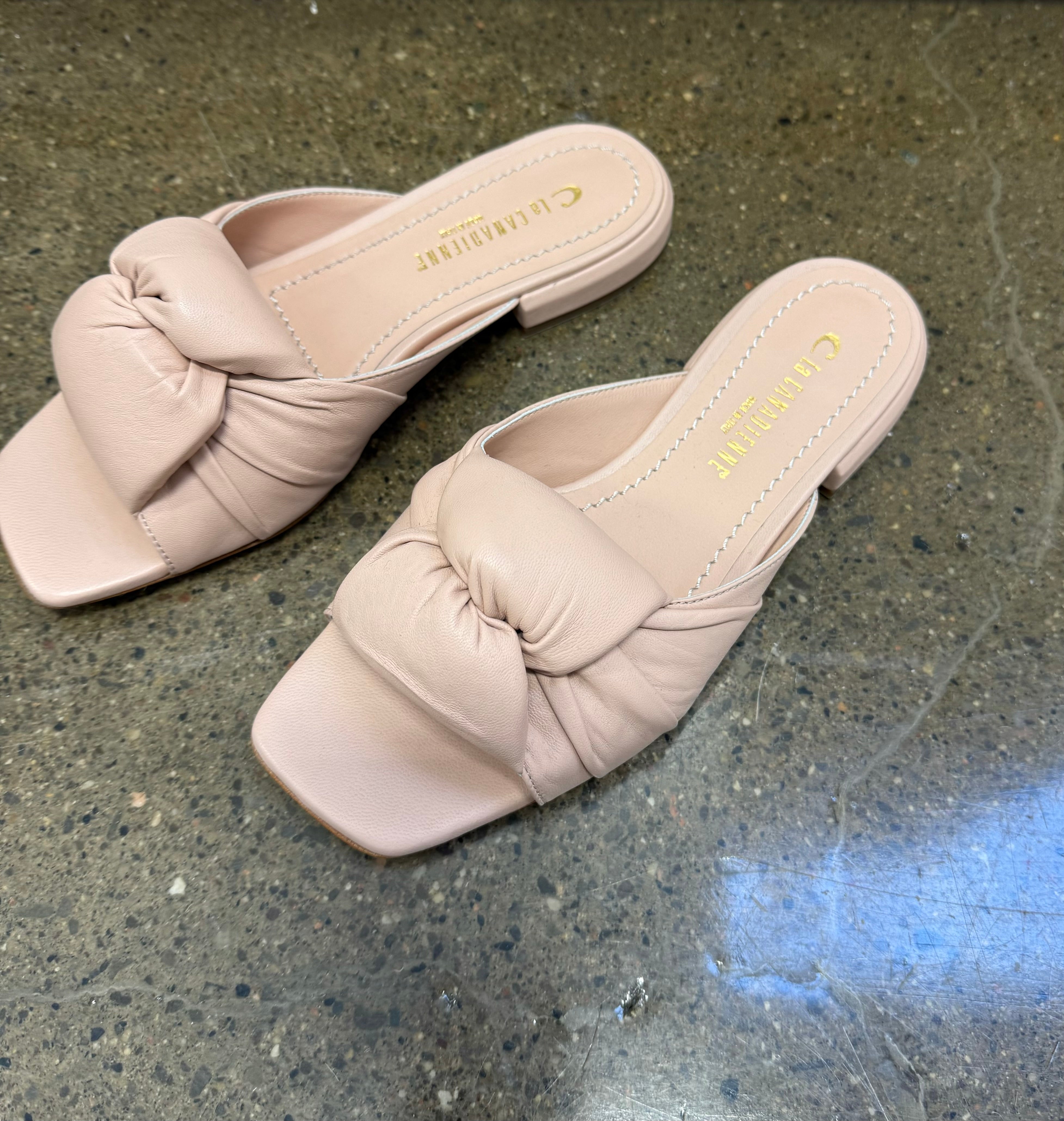 La Canadienne - Pink Puff Sandals