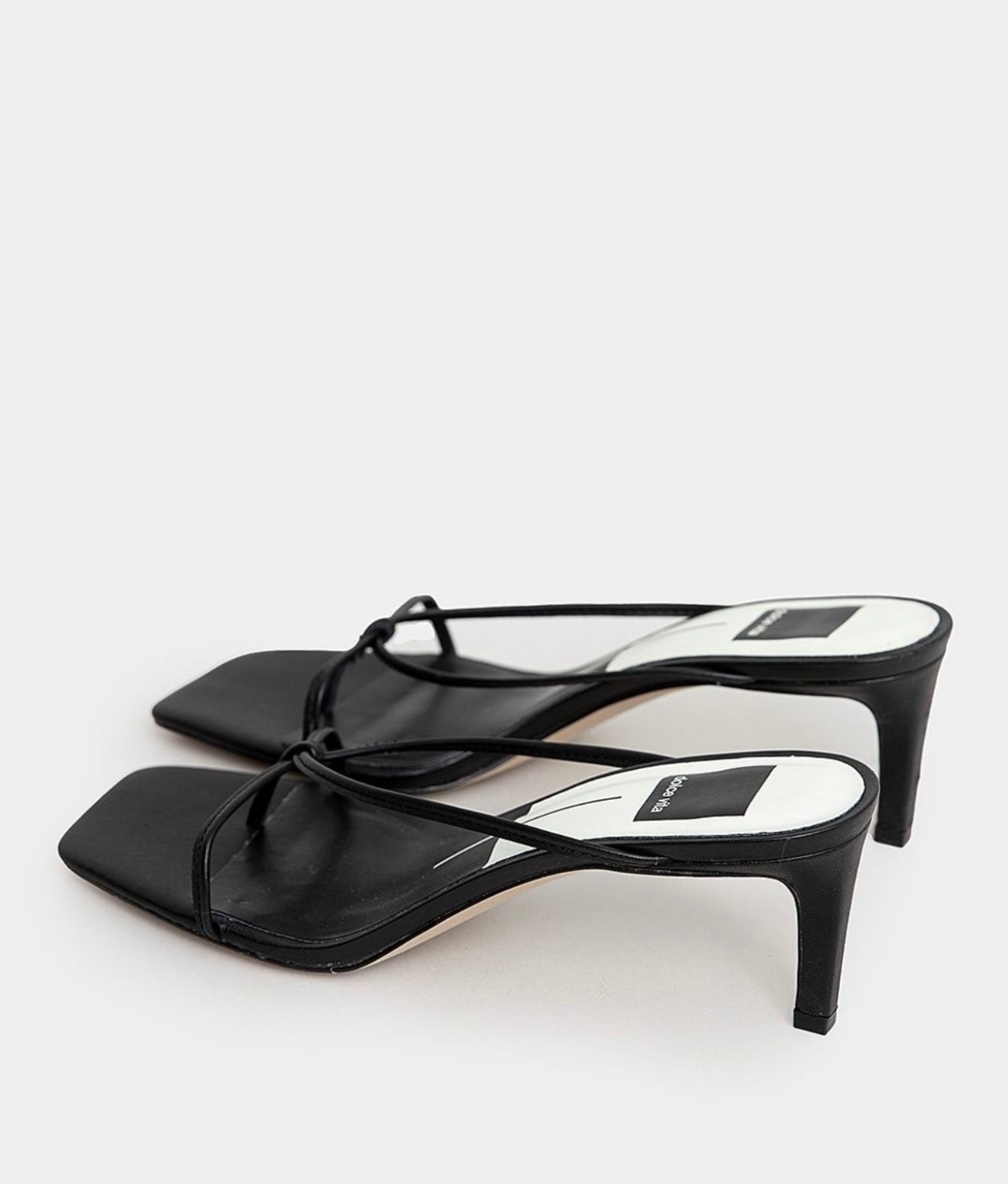 Dolce Vita - Kayden Sandal in Black