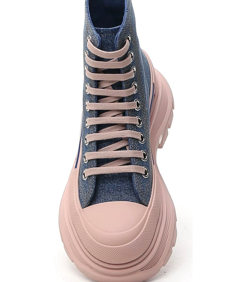 Alexander McQueen -Tread Slick Lace Up Sneaker Boots
