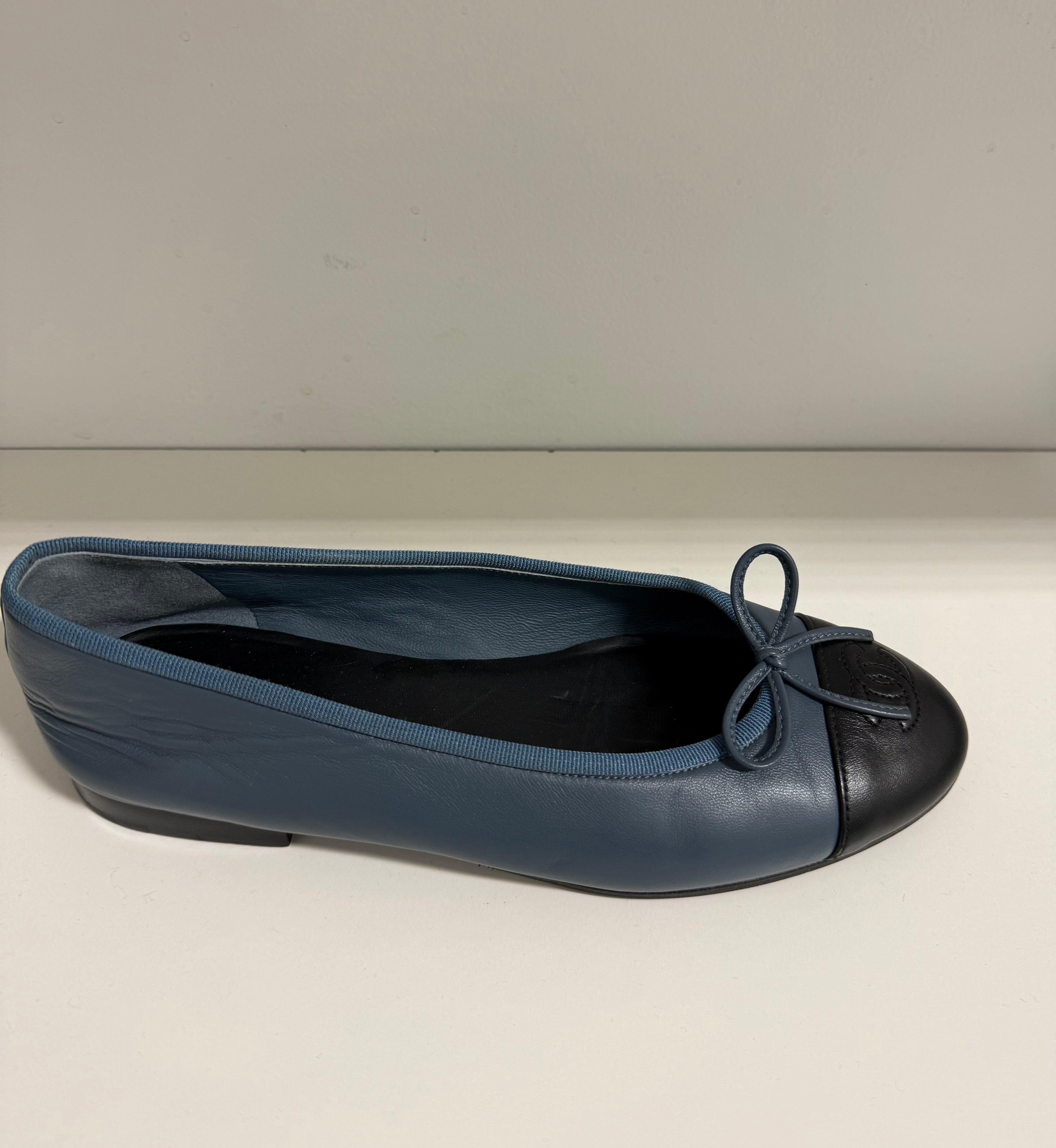 Pre-loved Chanel - Ballet Flats