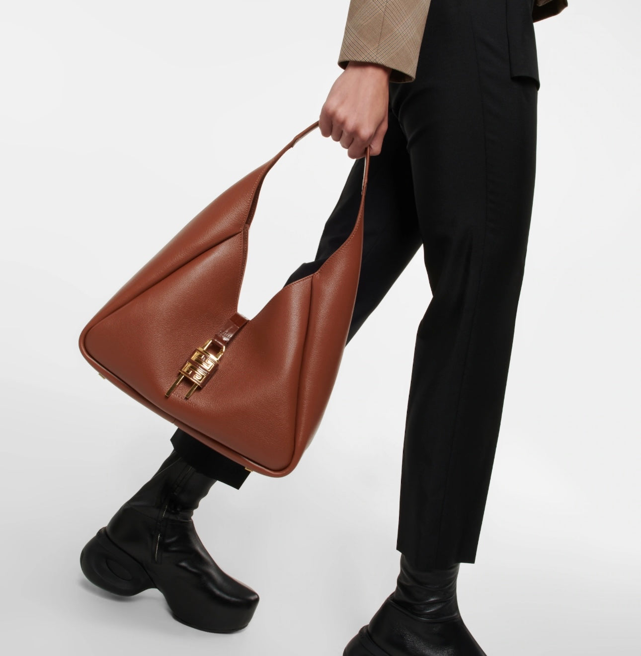 GIVENCHY
G-Hobo Medium leather shoulder bag