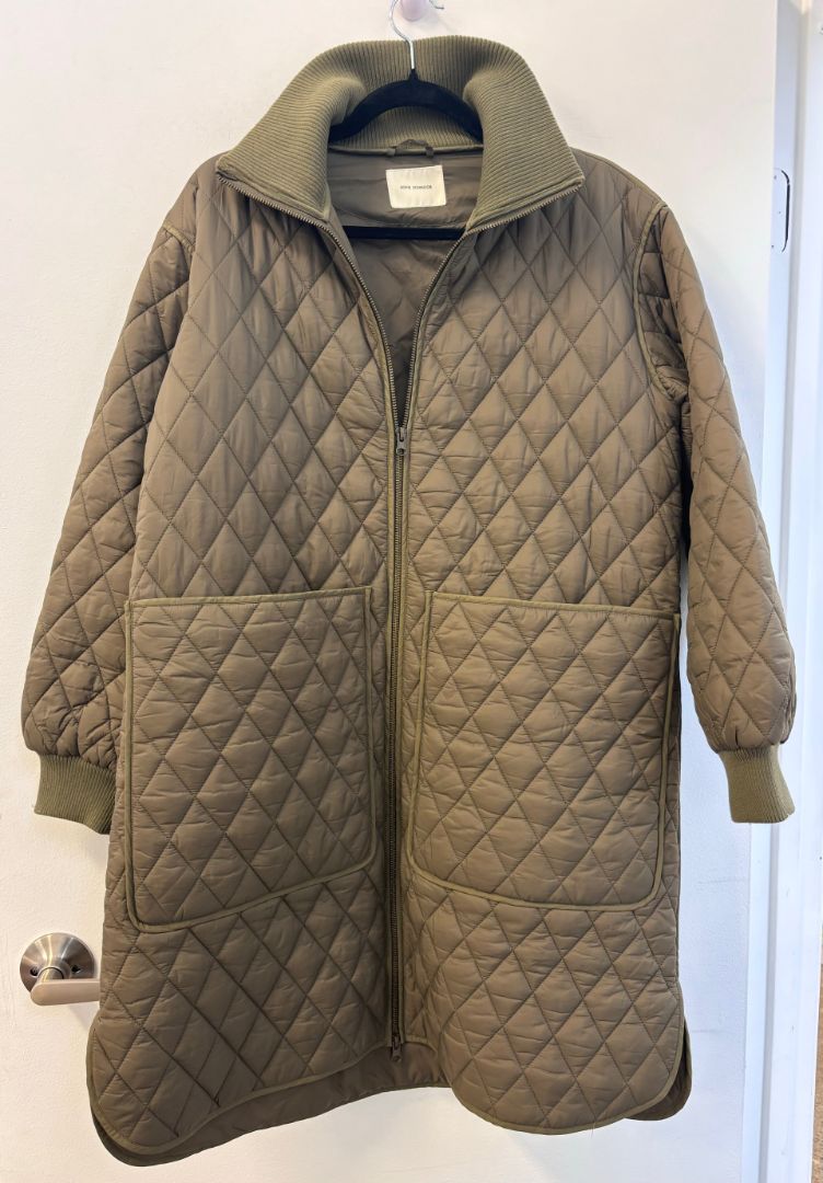 SOFIE SCHNOOR Long Quilted Coat