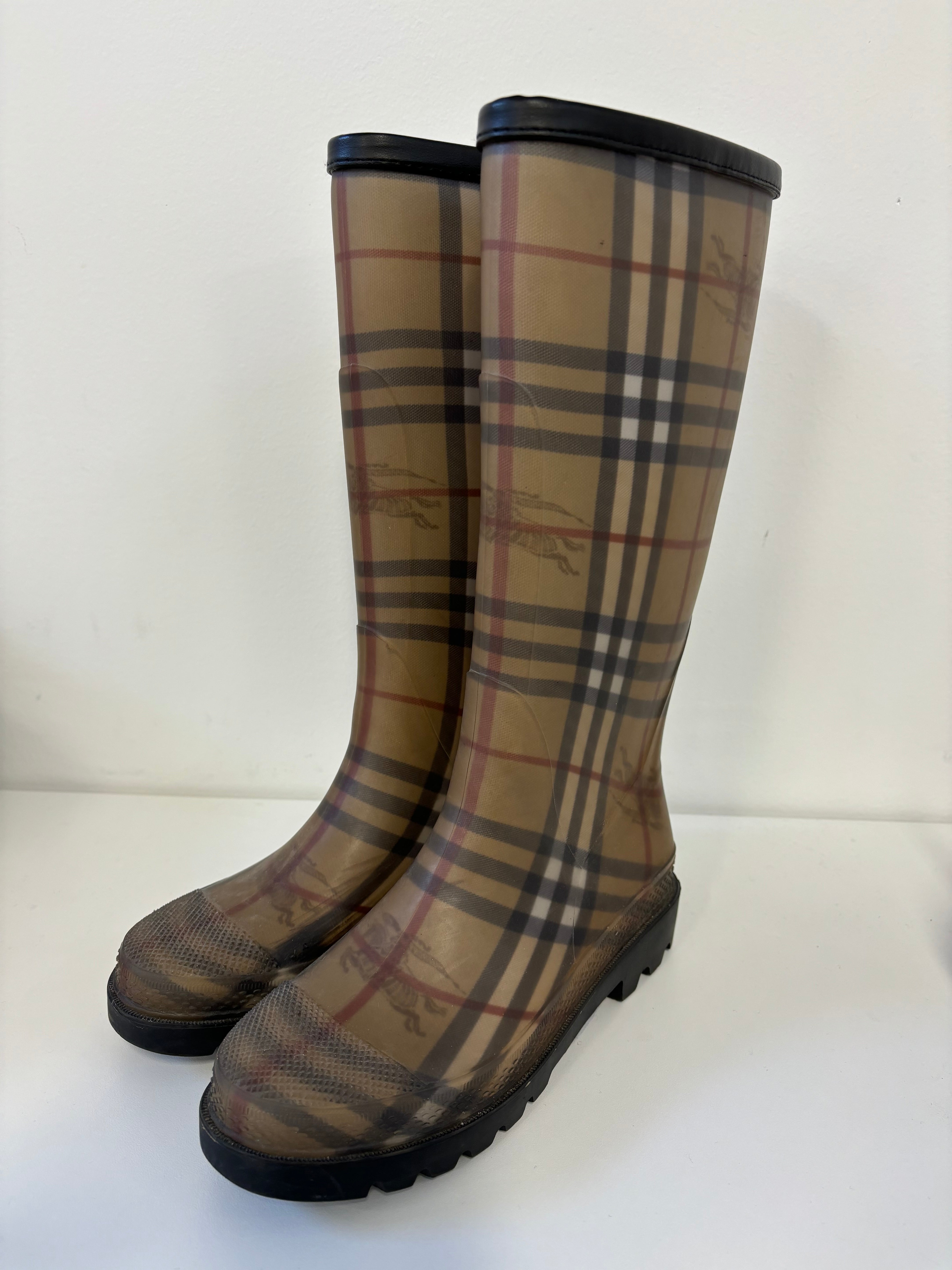 BURBERRY nova check rainboots