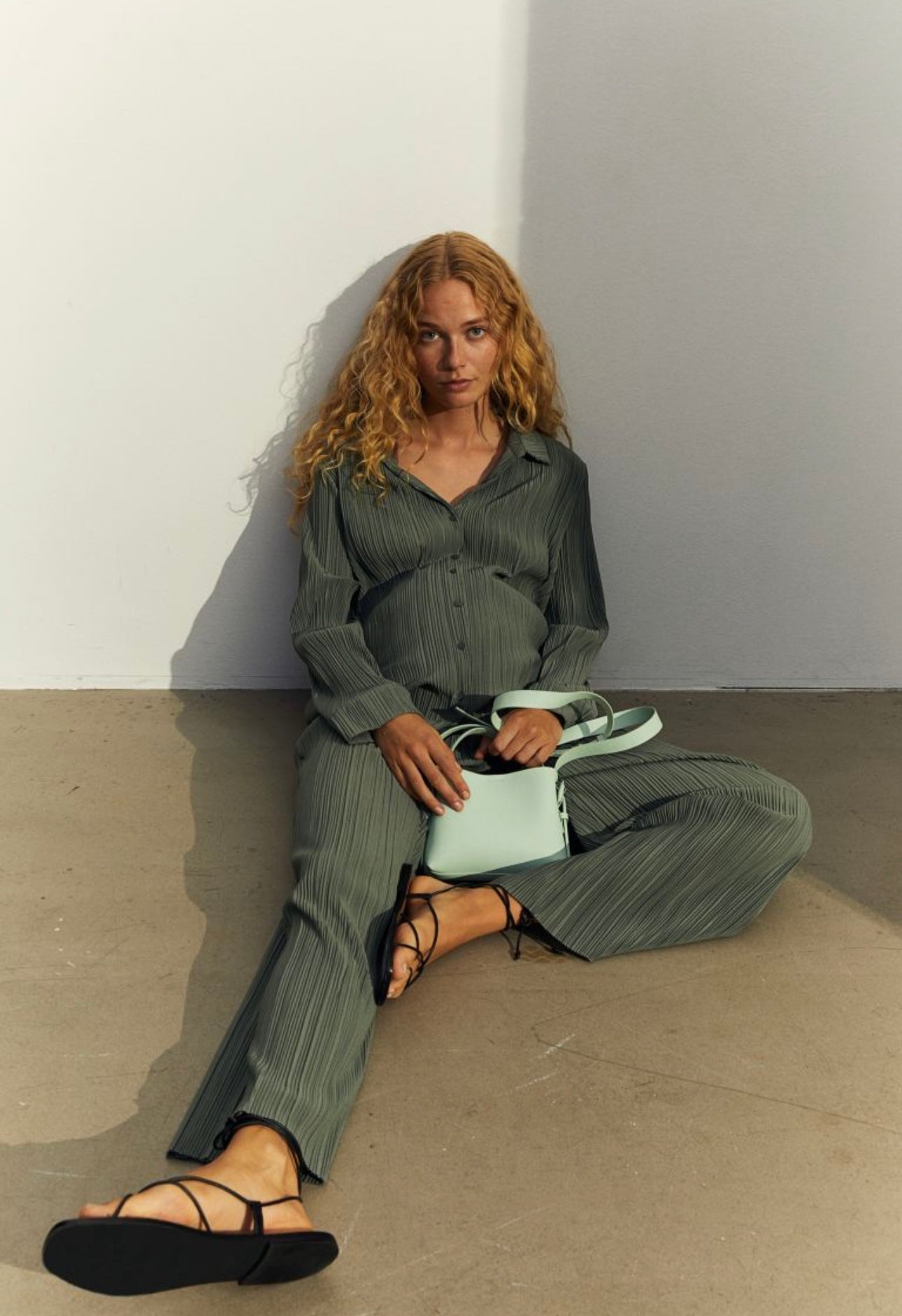 H&M - Maternity 2-Piece Pleated Set