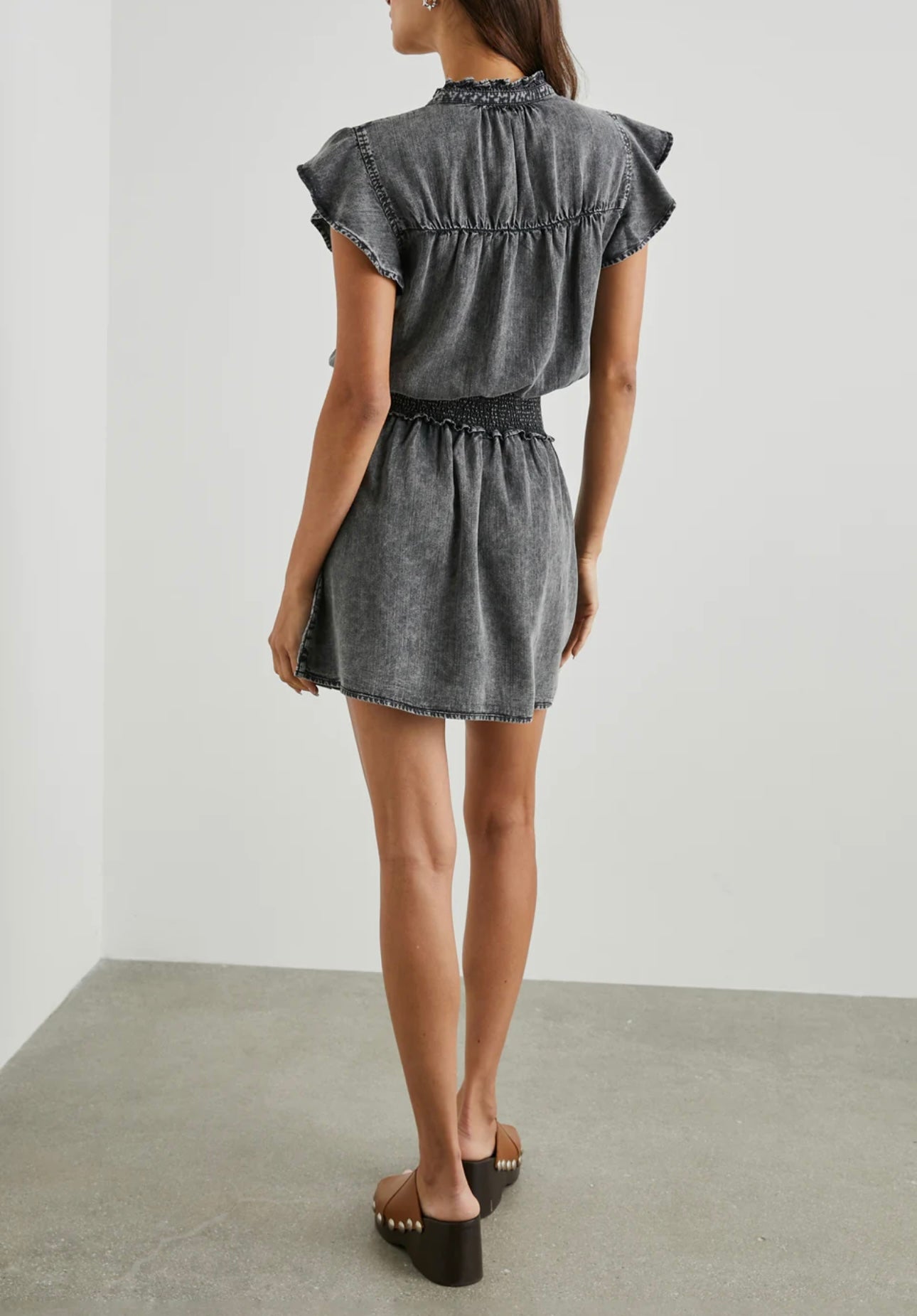 RAILS - Amina Dress
In Black Acid Wash