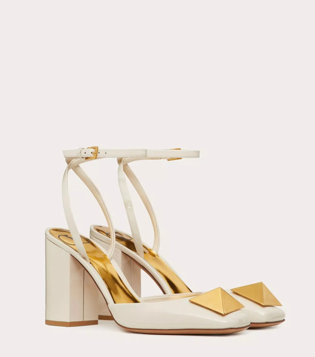 Valentino - ONE STUD PUMP IN PATENT LEATHER 90MM