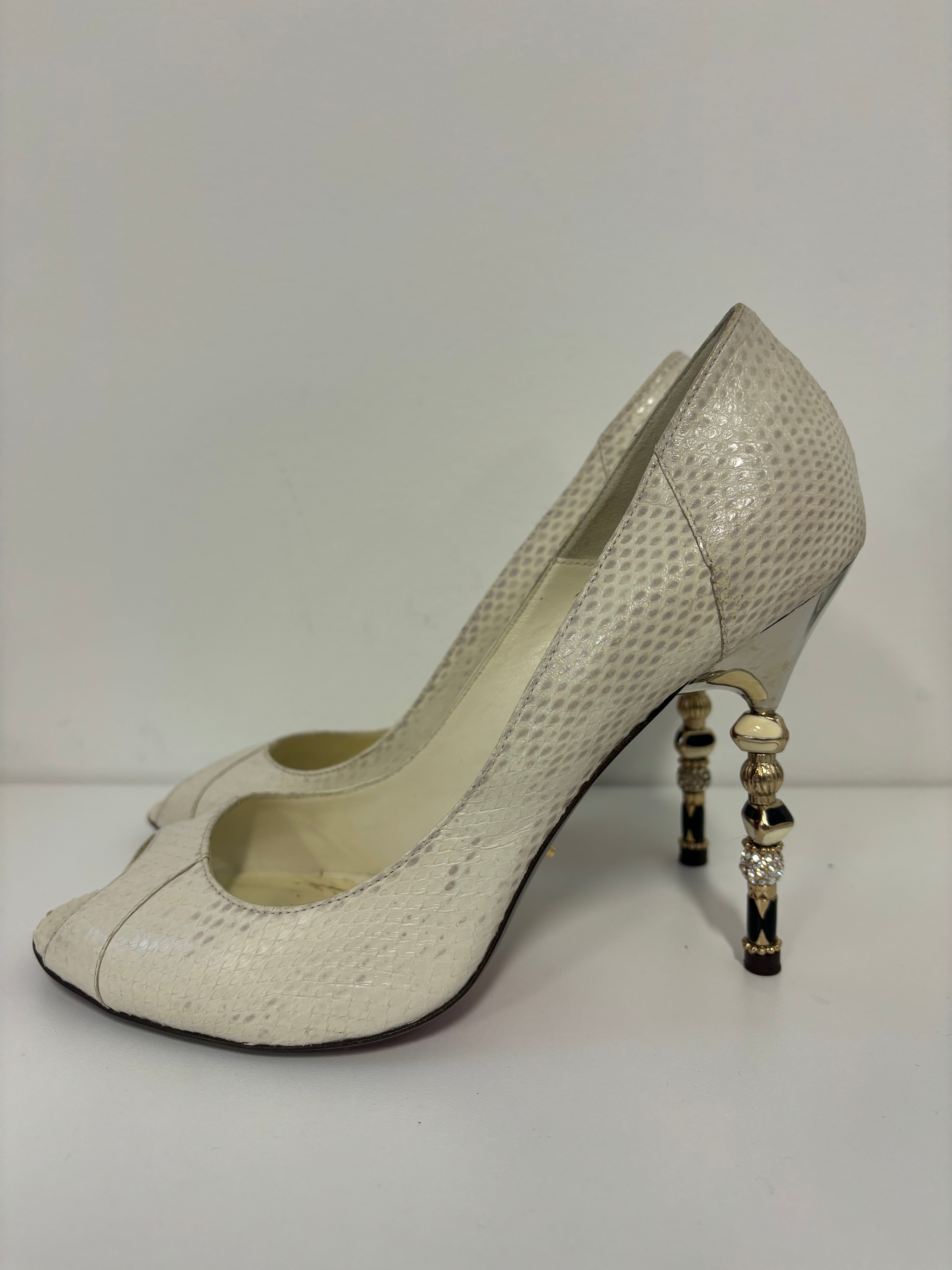CESARE PACIOTTI ivory snake print pump with jewelled heels