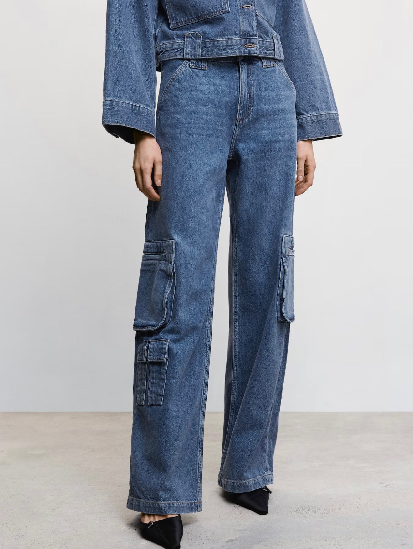 MANGO - MULTI-POCKET CARGO JEANS