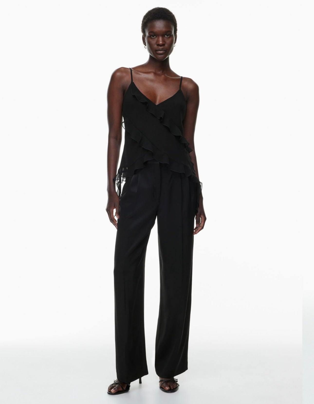 Aritzia - The Effortless Pant
The Effortless Pant Satin