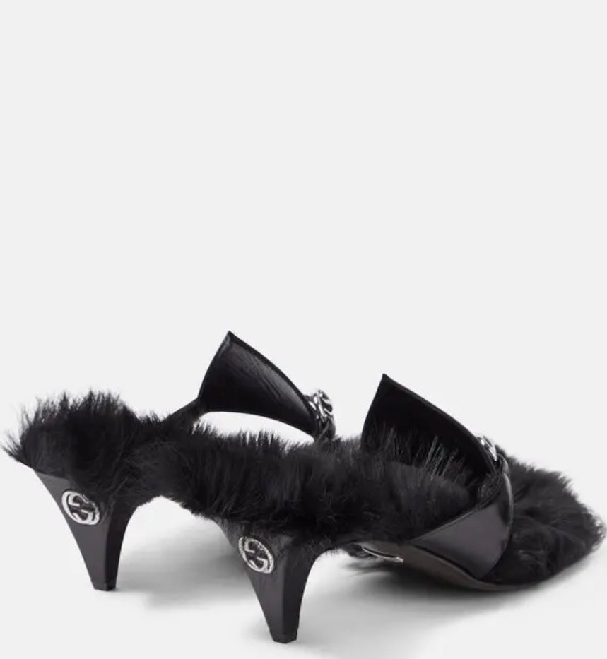 Gucci -
Women's Black Horsebit Thong Sandals