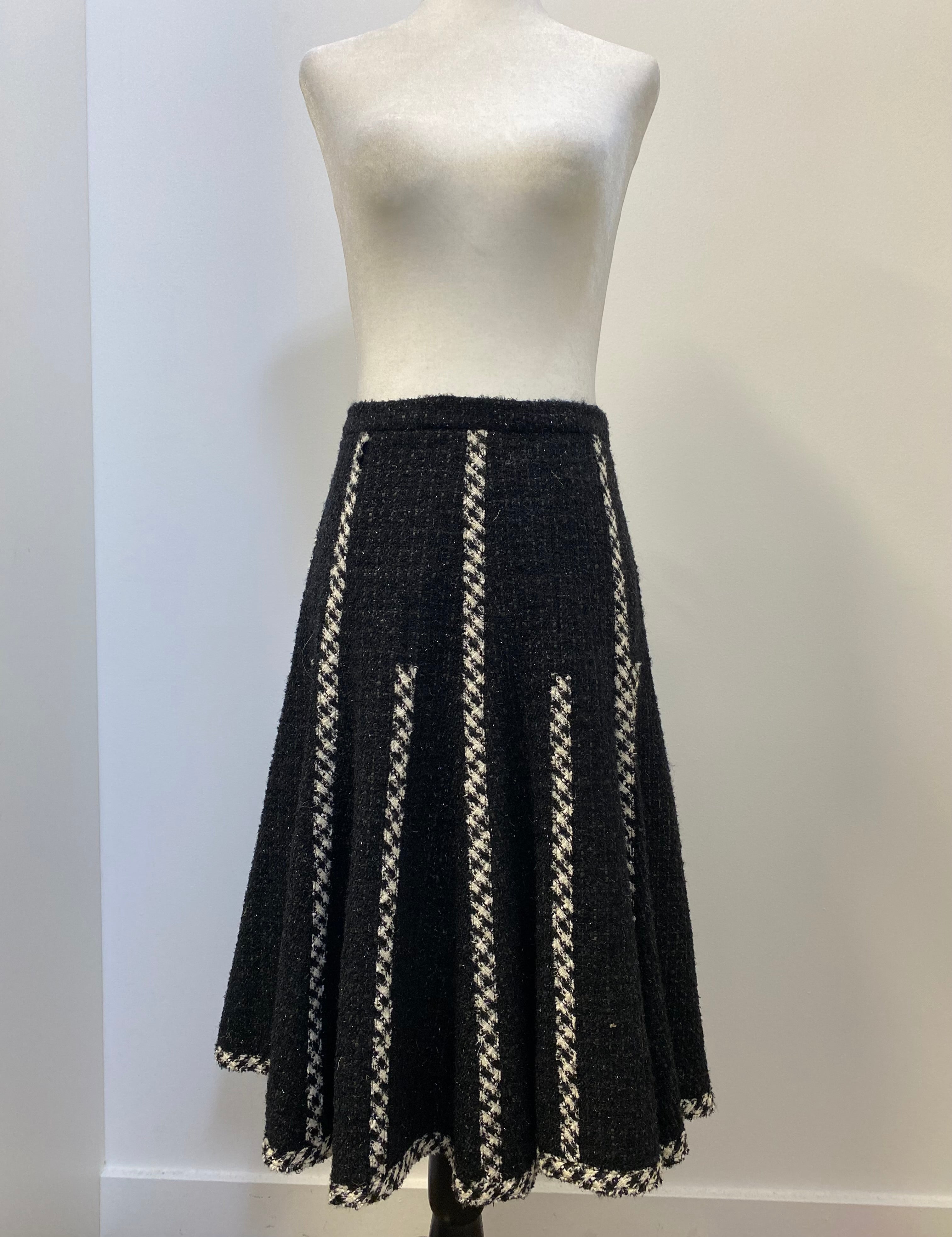 Oscar De La Renta Tweed Skirt