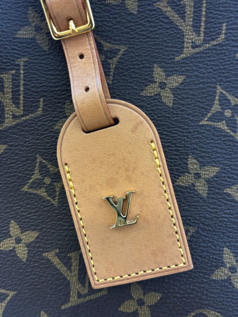 Louis Vuitton Boite Chapeau Monogram Bag