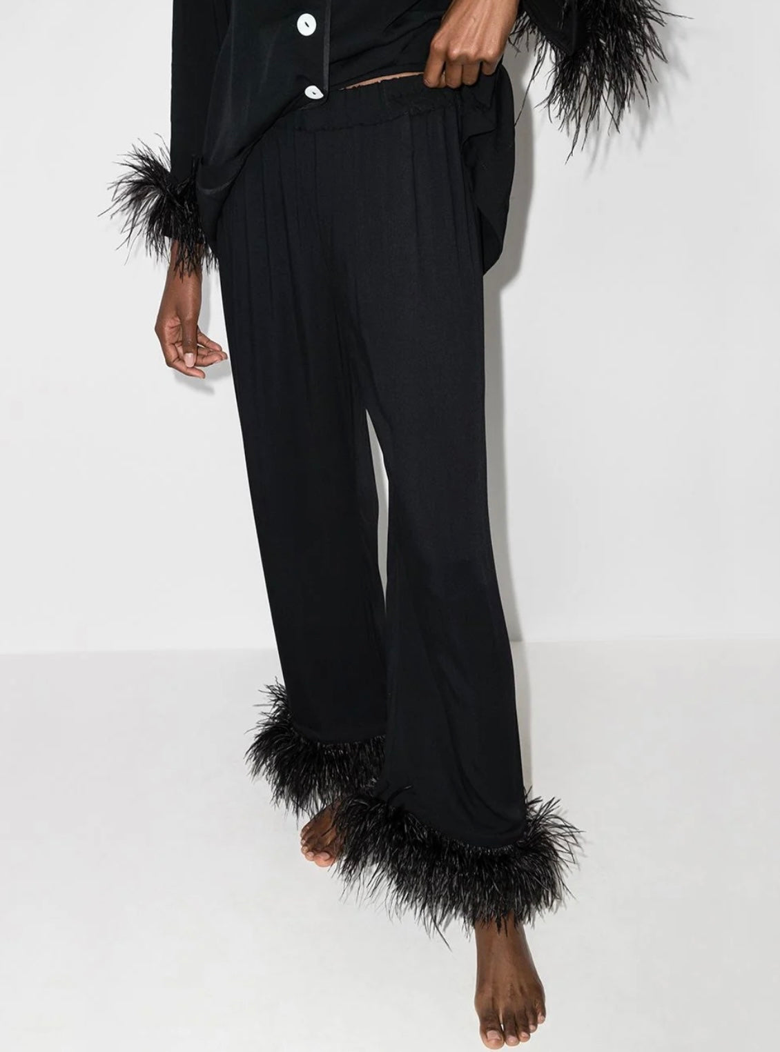 Sleeper
feather detail pajama set