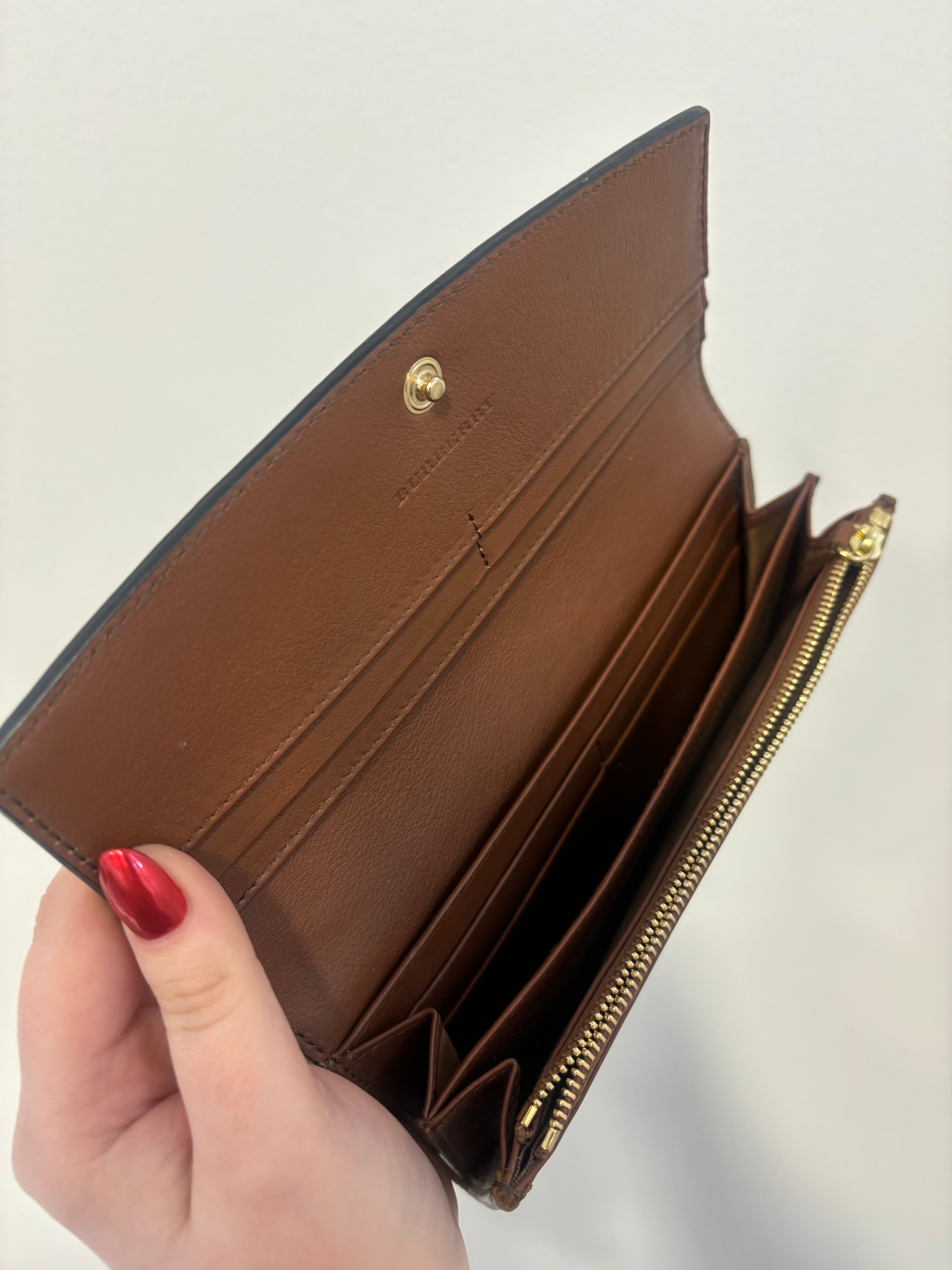 BURBERRY wallet, brown nova check