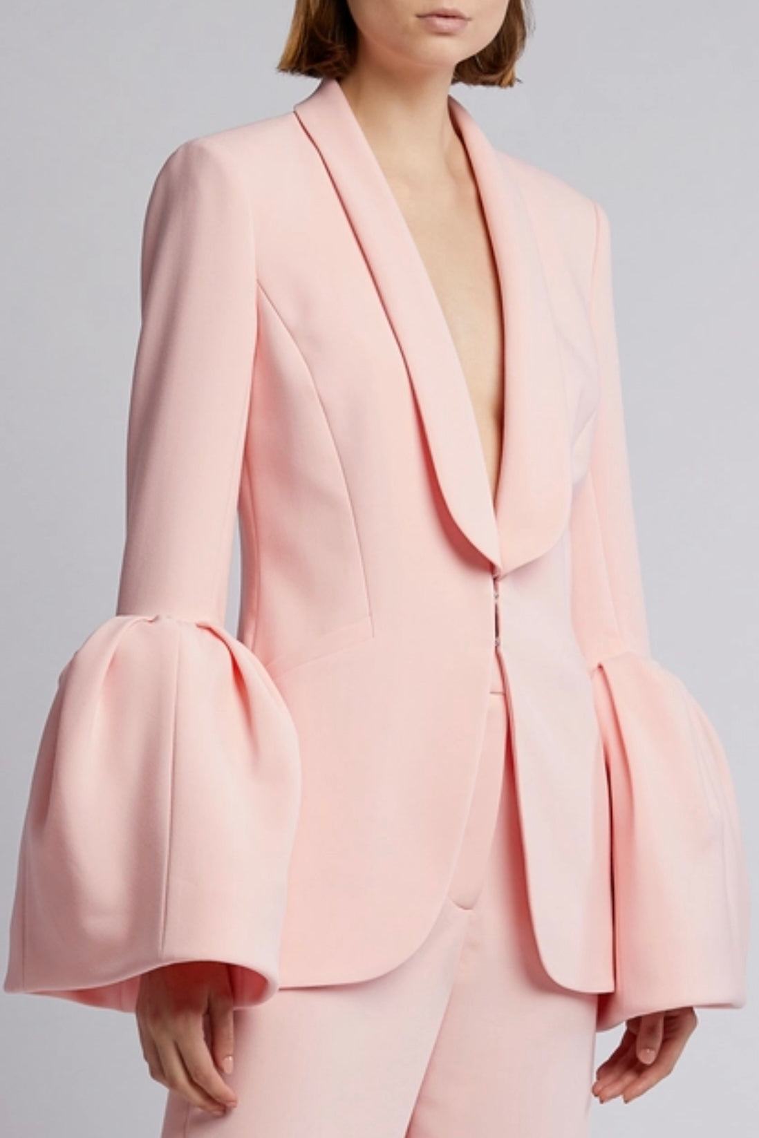 PRABAL GURUNG
Tulip-Sleeve Crepe Blazer
