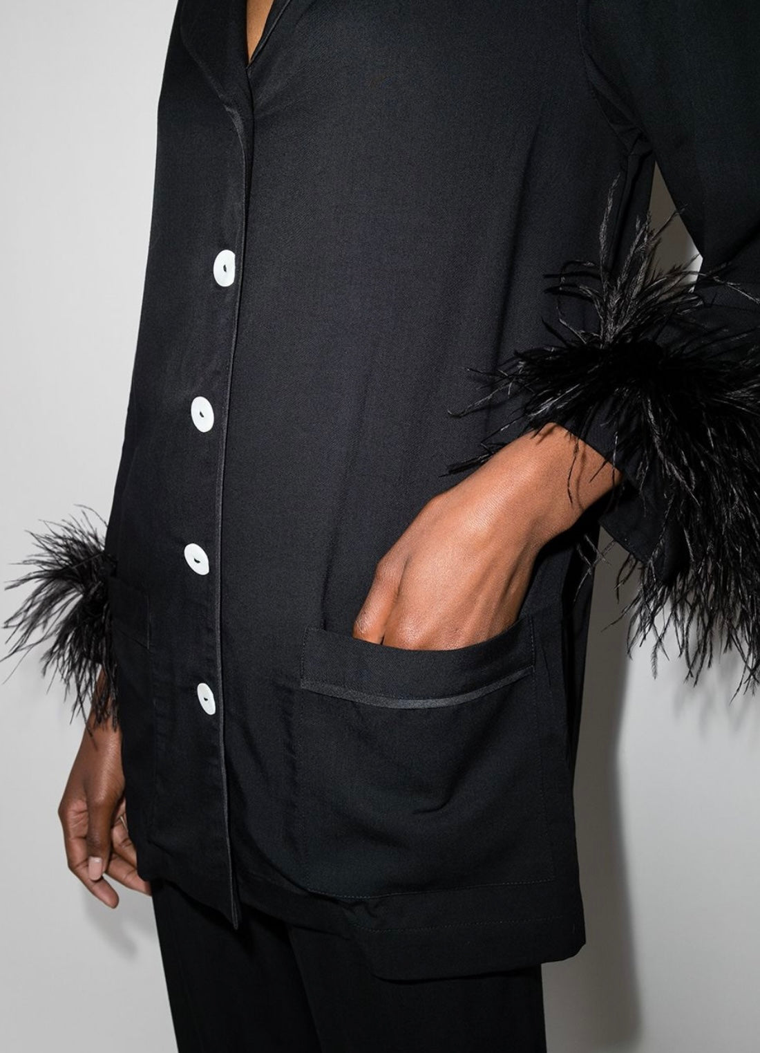 Sleeper
feather detail pajama set