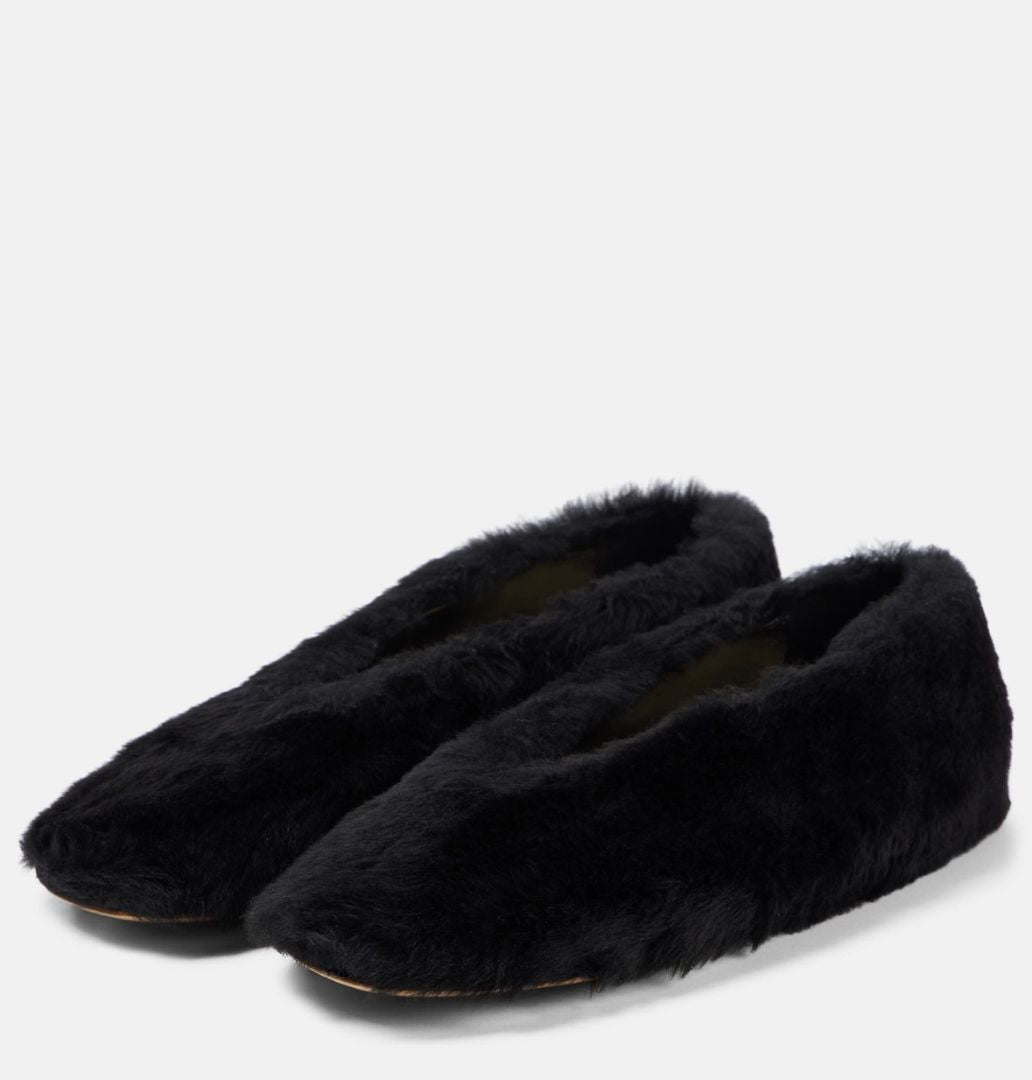 Le Monde Beryl Plush Flats