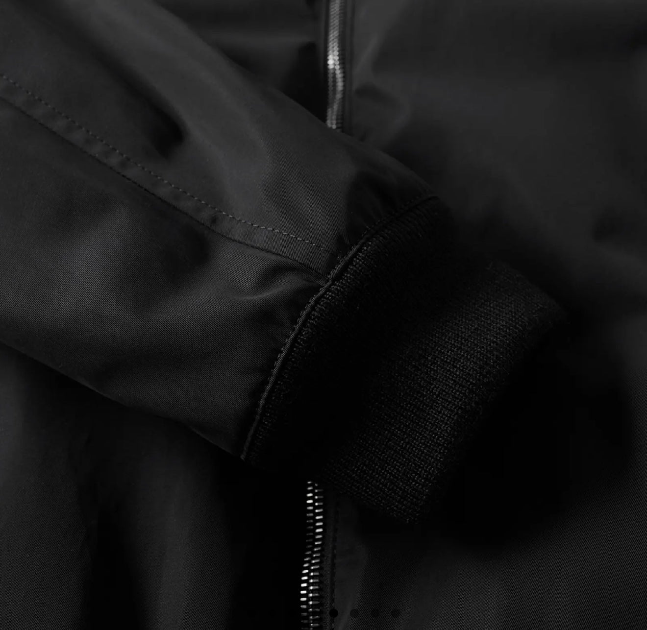 Moncler - MONCLER TWIST HENRI BOMBER JACKET