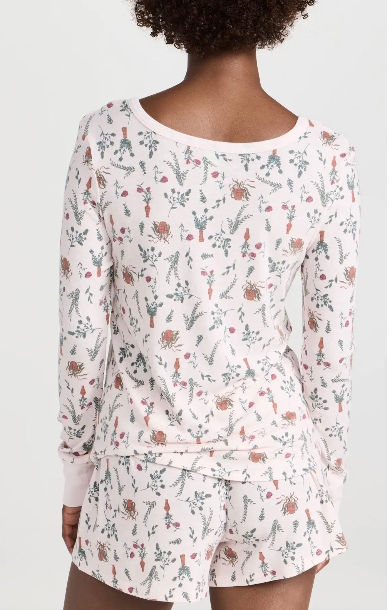 Honeydew Intimates
Star Seeker Short Lounge Set