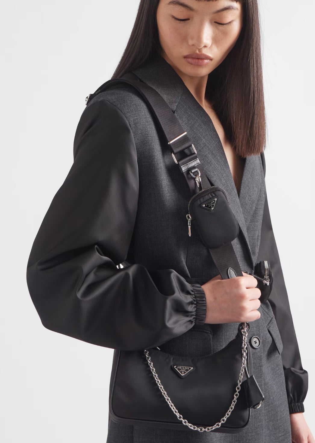 Pre-loved Prada Re-Edition 2005 Re-Nylon bag