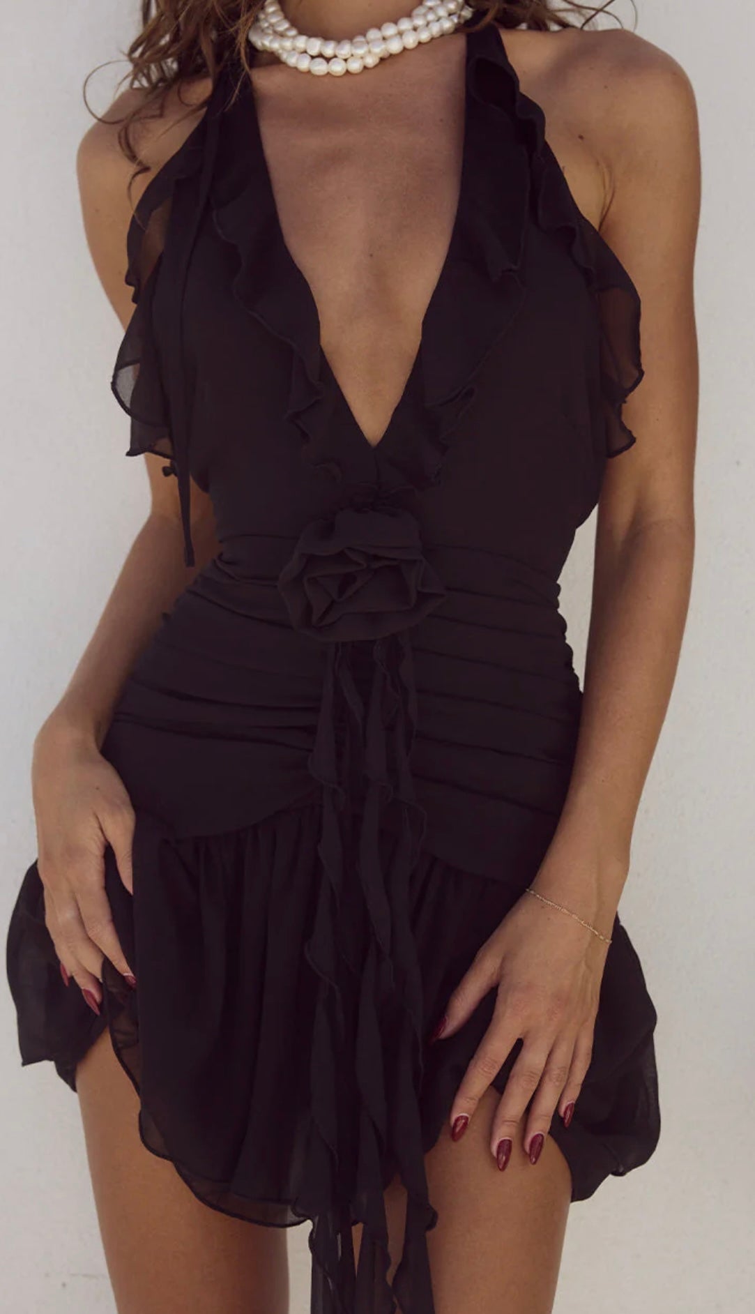 RUNAWAY THE LABEL -
ZELIE MINI DRESS - BLACK