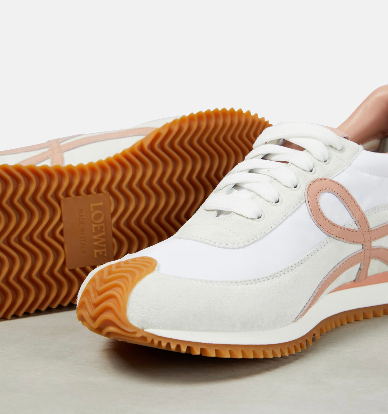 LOEWE -
Basket Flow Runner low-top sneakers