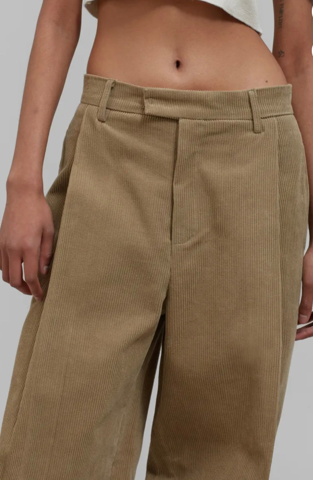FRANKIE SHOP
Estrid Corduroy Wide Pants - Taupe