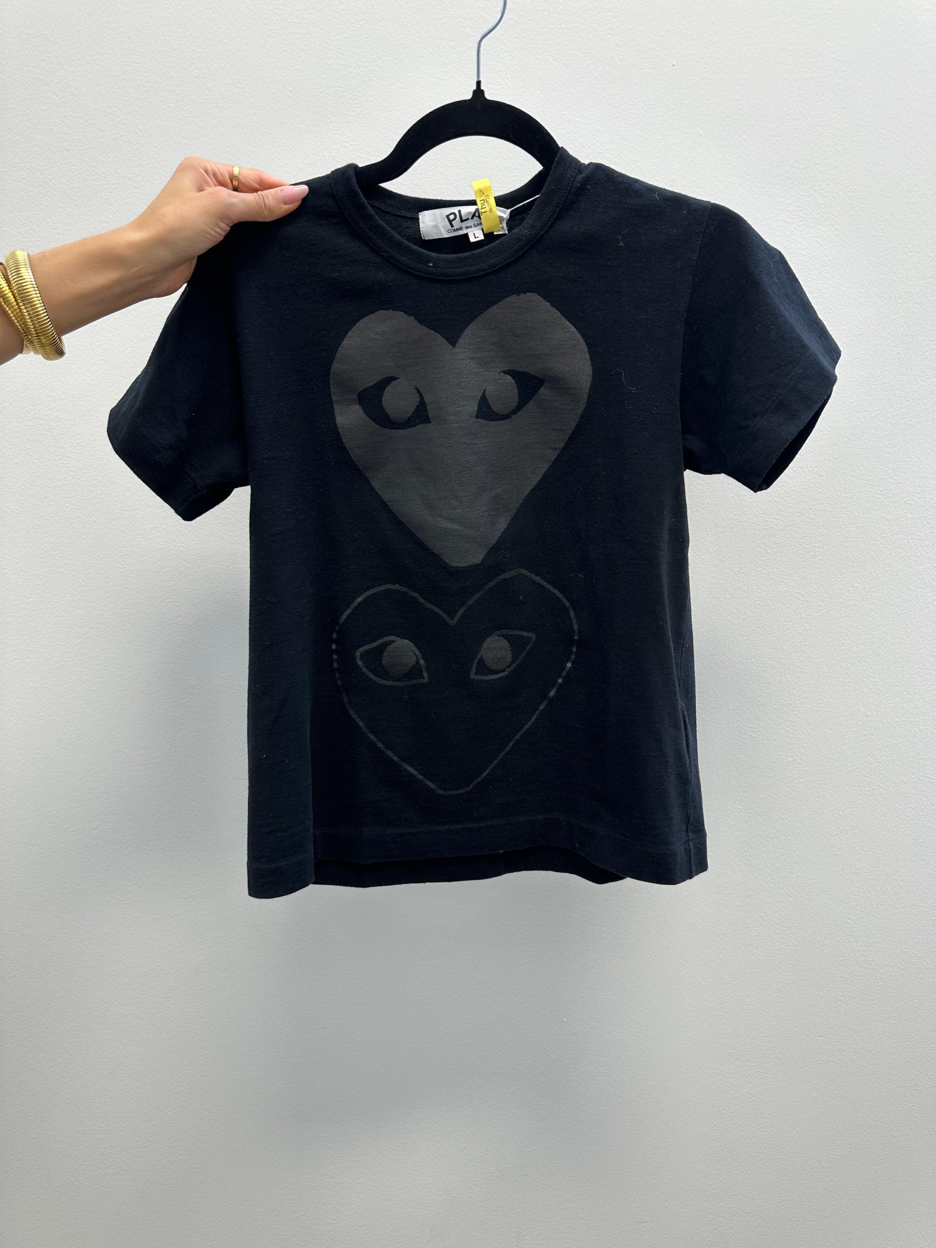 COMMES DES GARÇONS - BLACK T-SHIRT