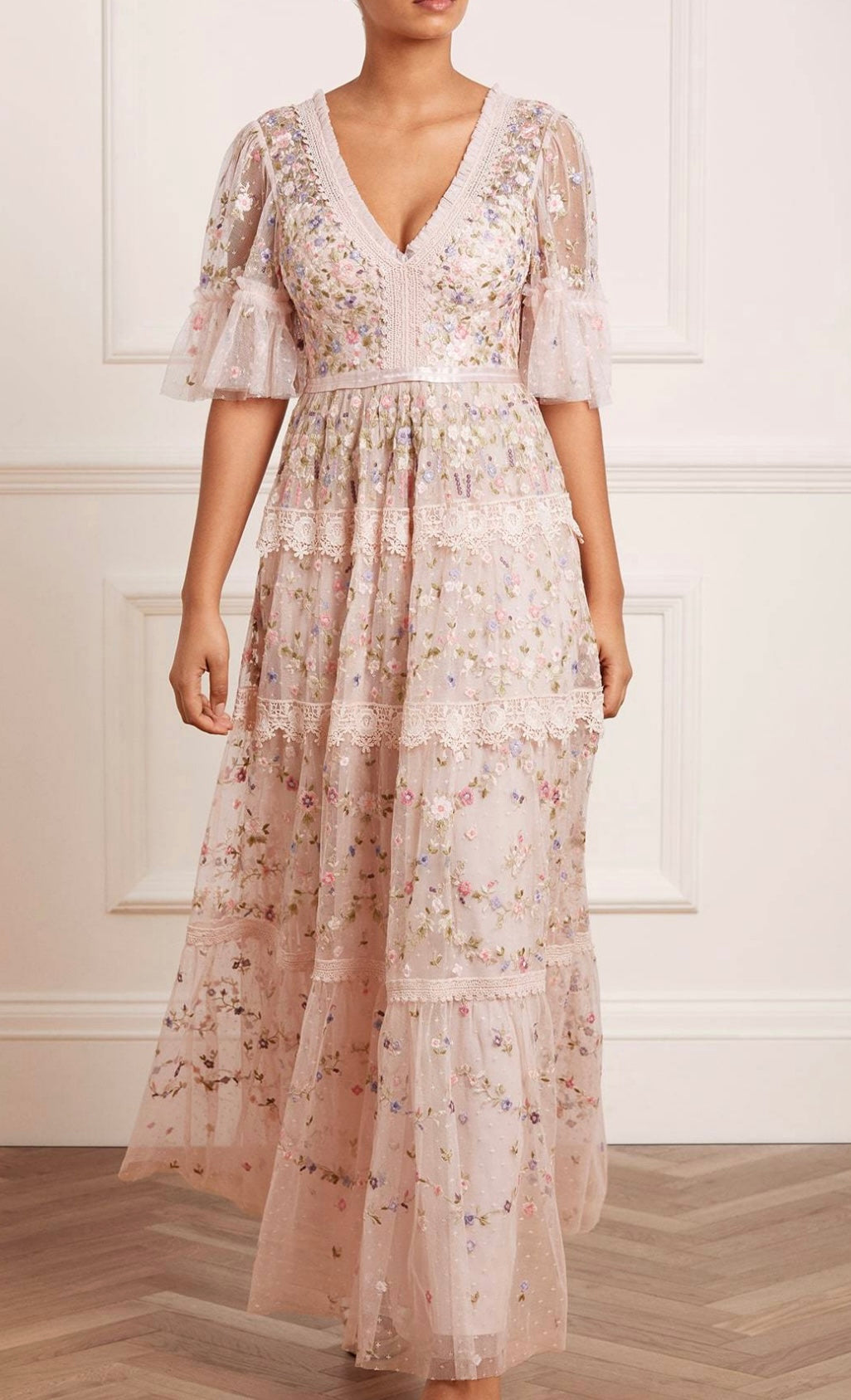 Needle & Thread
Araminta lace gown