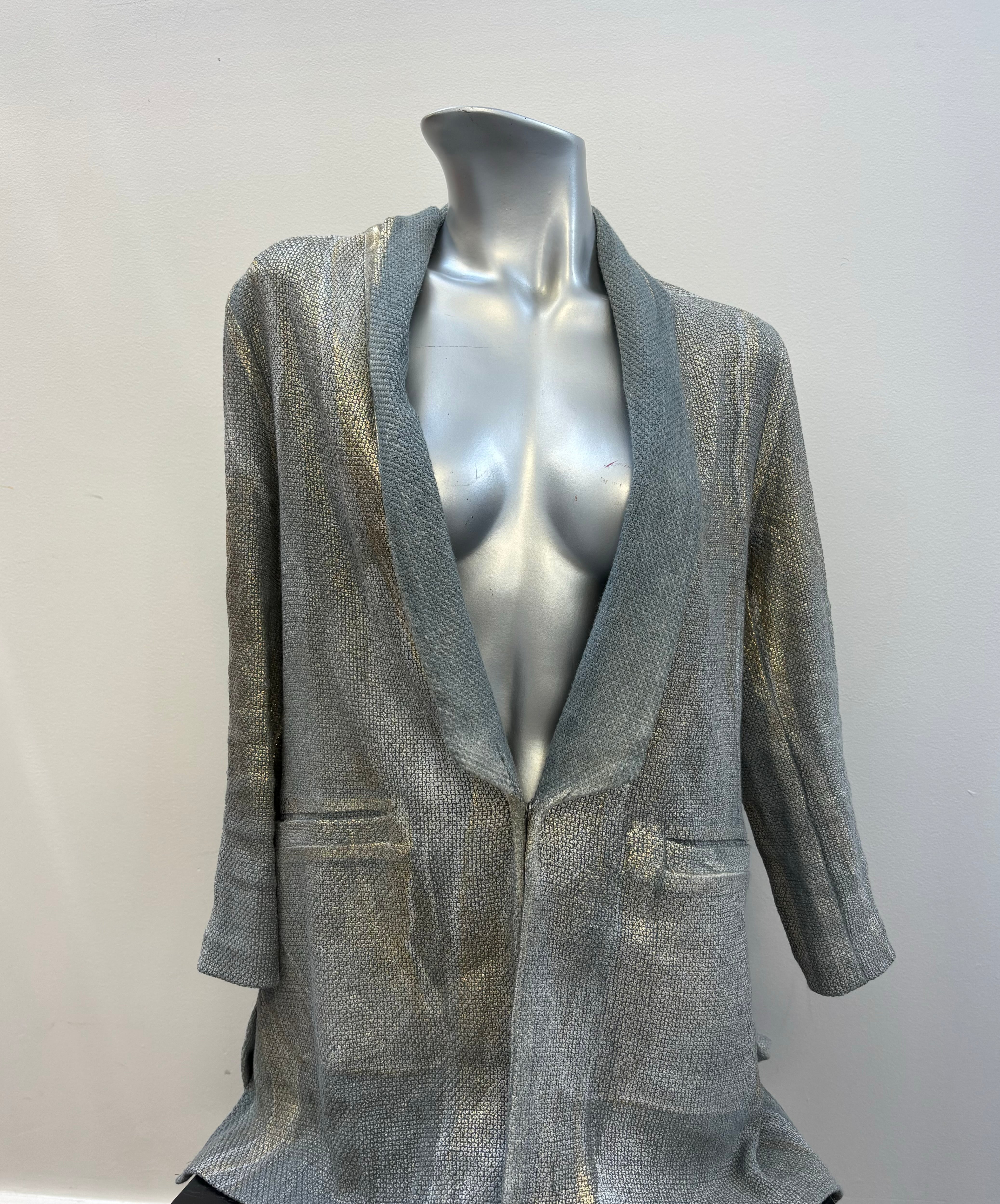 AVANT TOI light blue cardigan/blazer with gold and silver