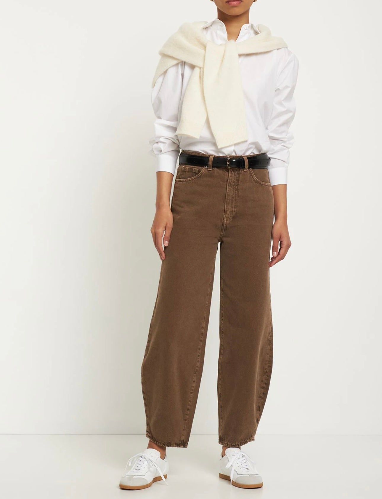 TOTEME
Brown Barrel Jeans