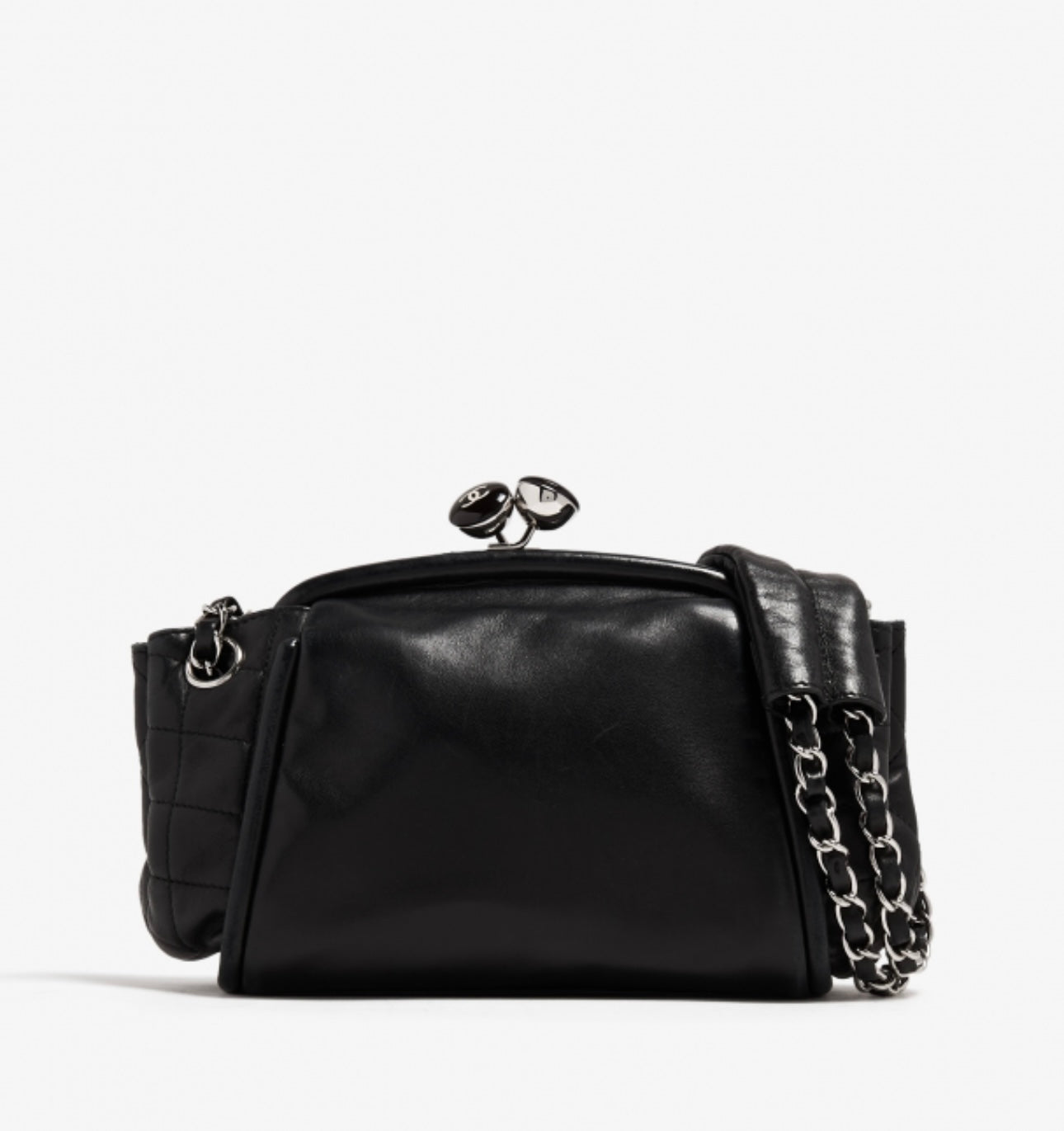 Preloved Chanel - Vintage Kiss Clasp Bag