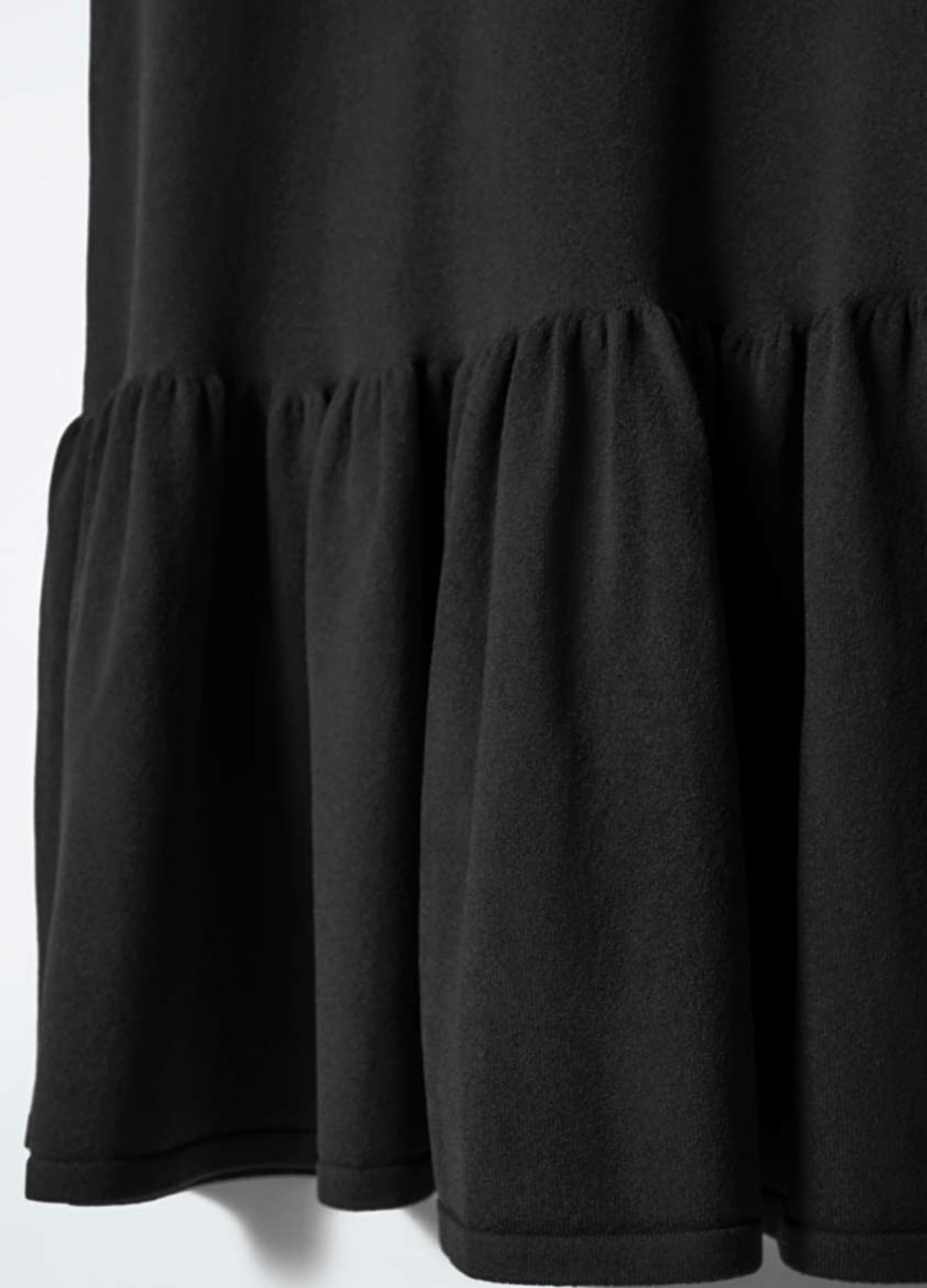 COS - KNITTED RUFFLED-HEM MIDI DRESS