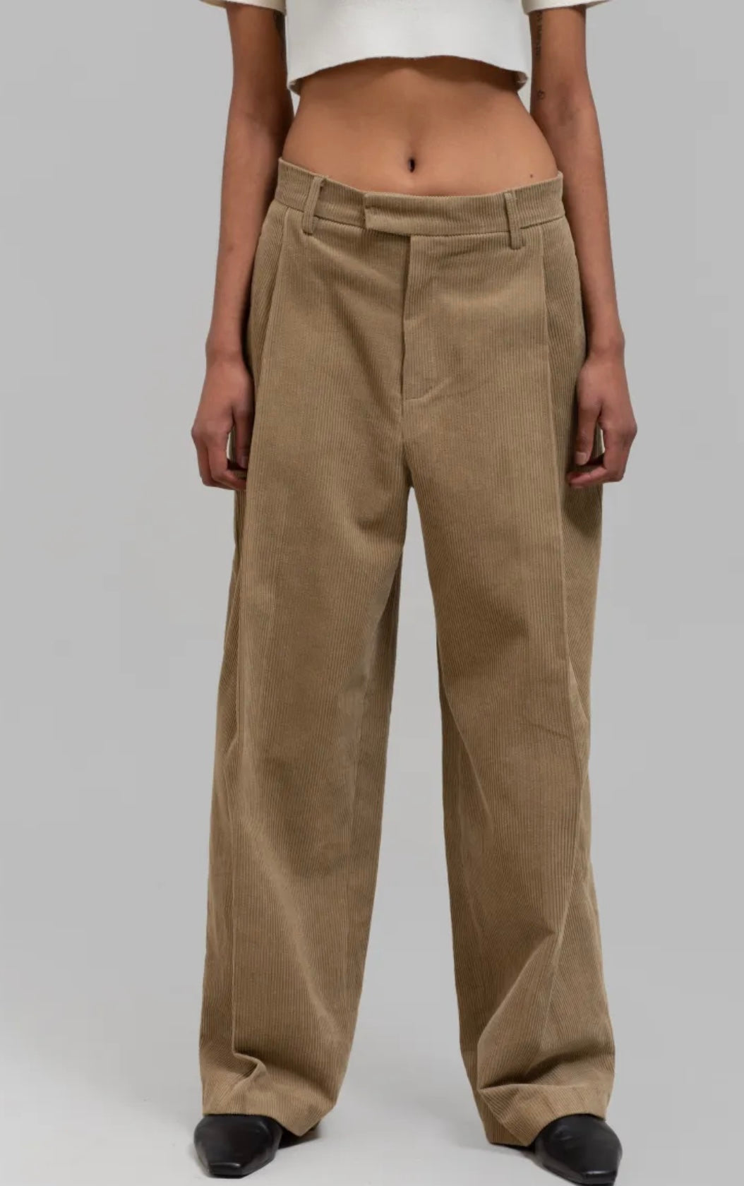 FRANKIE SHOP
Estrid Corduroy Wide Pants - Taupe