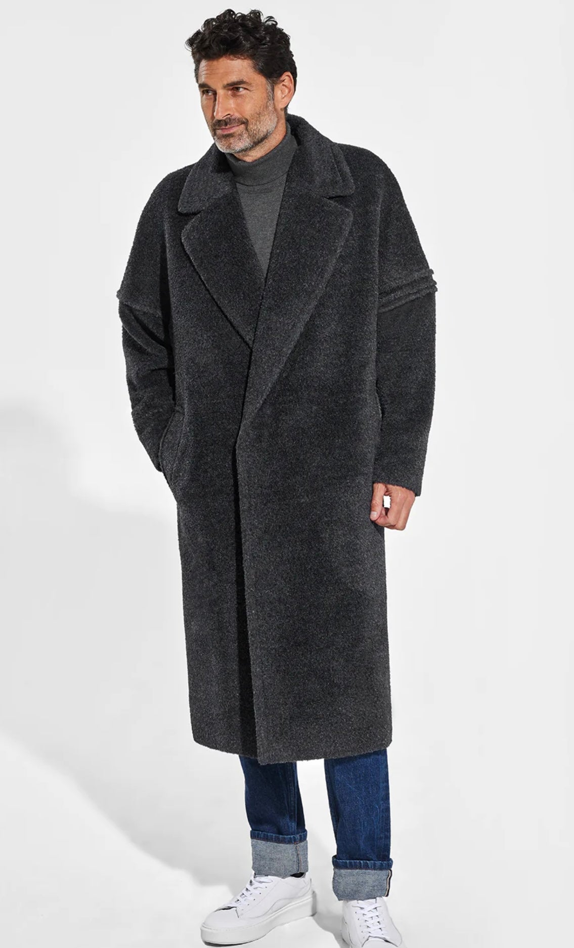 SENTALER - MEN’S TECHNICAL BOUCLÉ ALPACA ROBE COAT
Technical Bouclé Alpaca