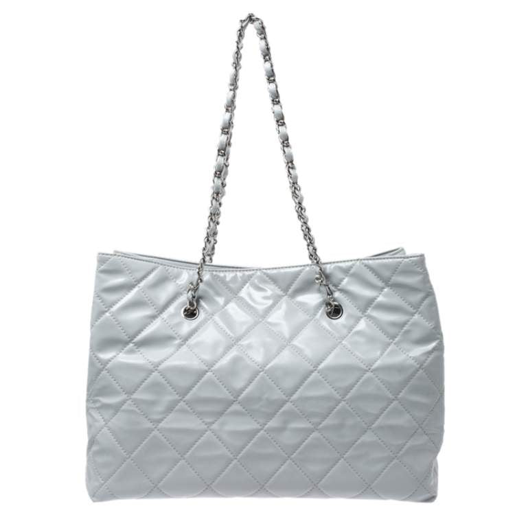 CHANEL patent leather in the business tote bag