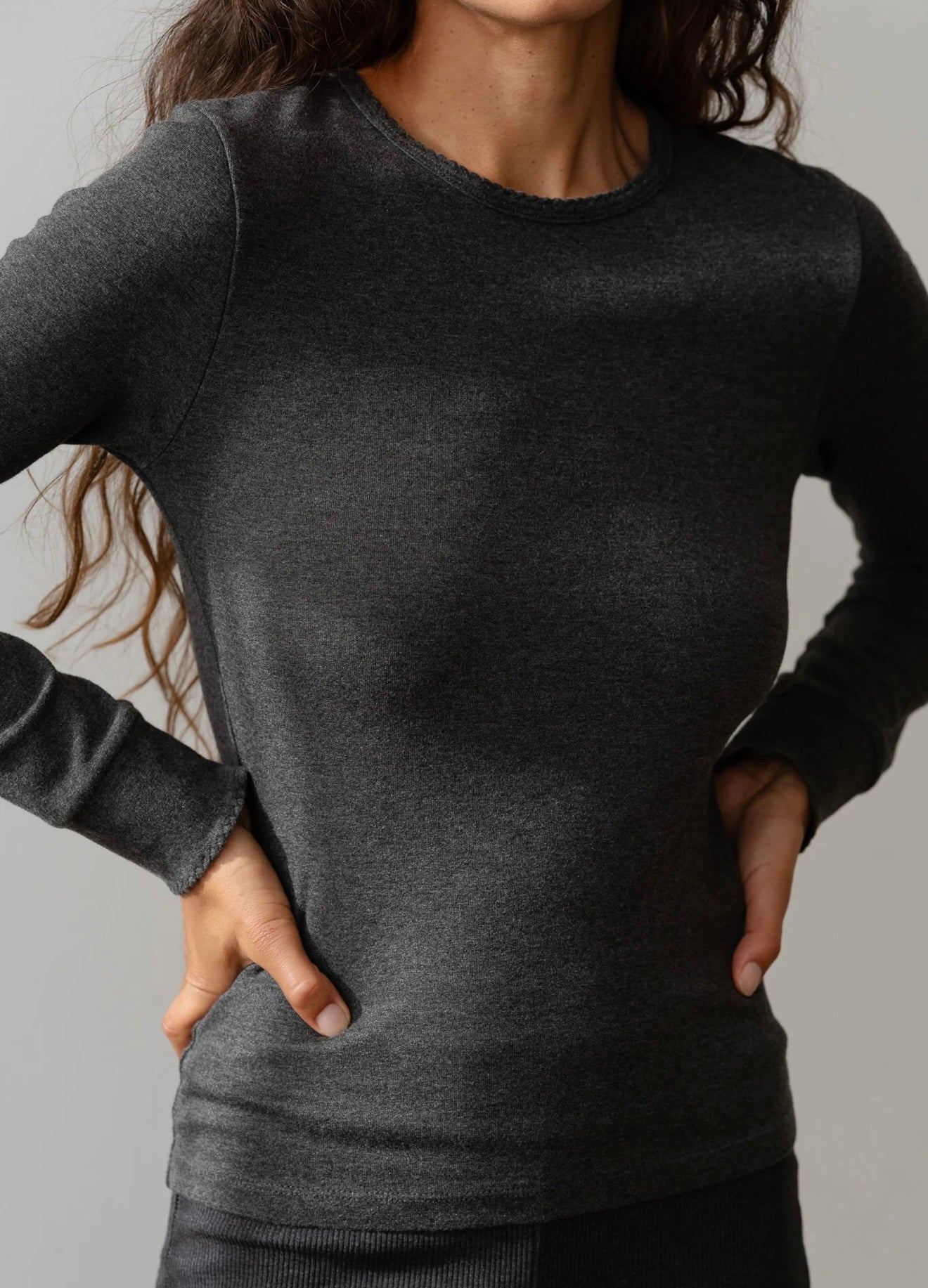 DONNI - The Baby Rib Scallop Long Sleeve
